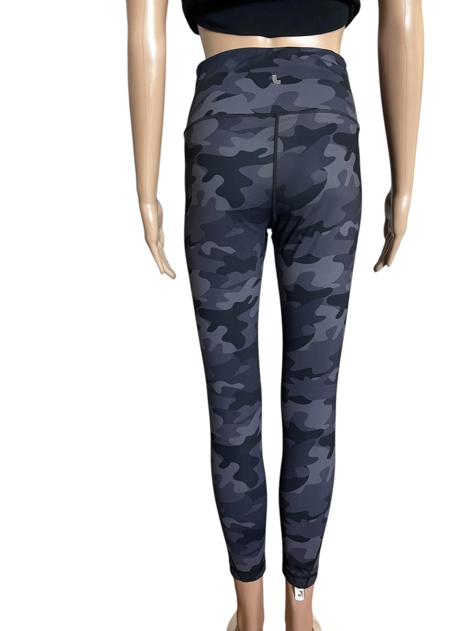 Loewe Lole High-Waisted Camo Leggings - Sleek Fitness Style Size 28" / US 6 / IT 42 - 4 Thumbnail