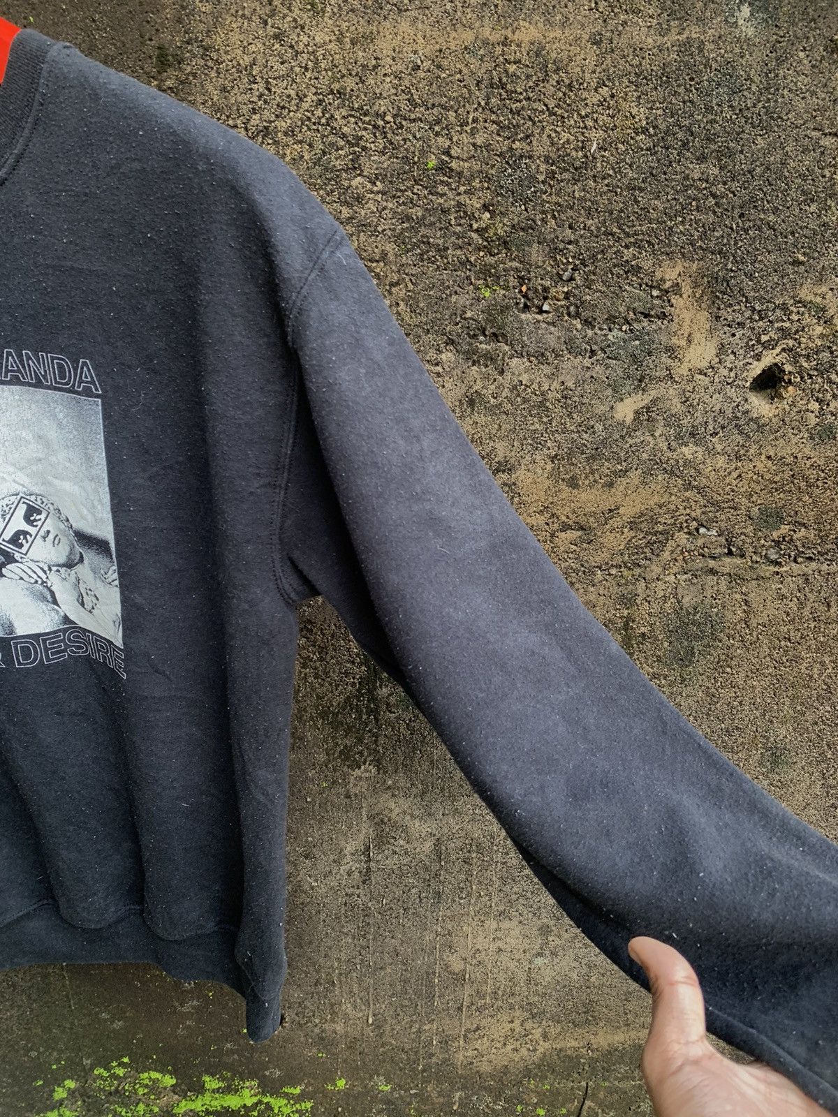 Japanese Brand × Obey Y2K OBEY PROPAGANDA DISSENT AND DESIRE SWEATSHIRT Size US M / EU 48-50 / 2 - 8 Thumbnail