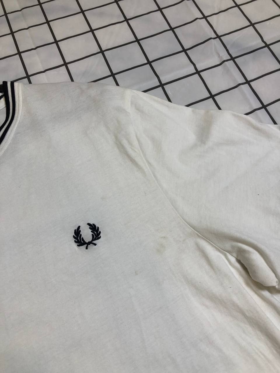 Fred Perry Men's T-shirts FRED PERRY Twin Tipped T-Shirt White Size US XL / EU 56 / 4 - 7 Thumbnail