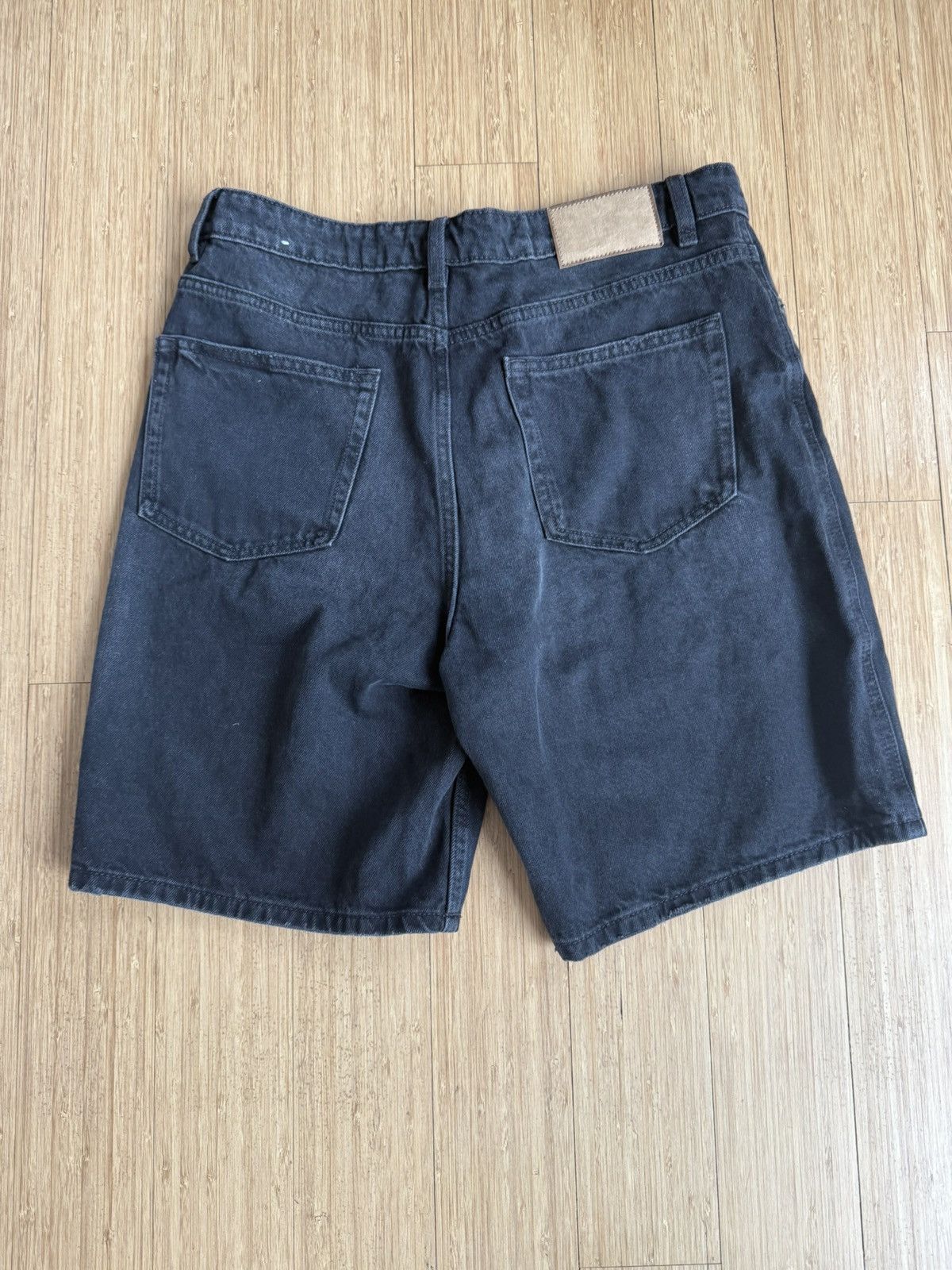 Zara Black denim shorts Size US 32 / EU 48 - 2 Thumbnail