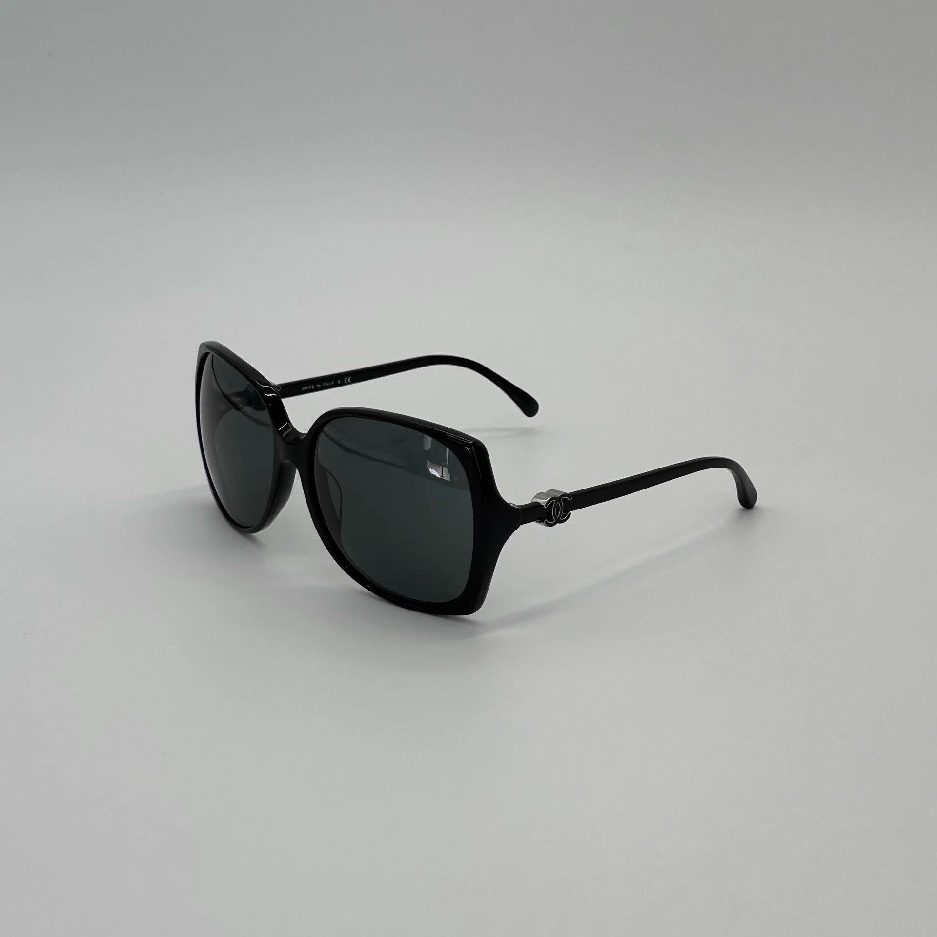 Chanel Chanel Logo Sunglasses HB7049 Rare Original Case Classic Size ONE SIZE - 1 Thumbnail