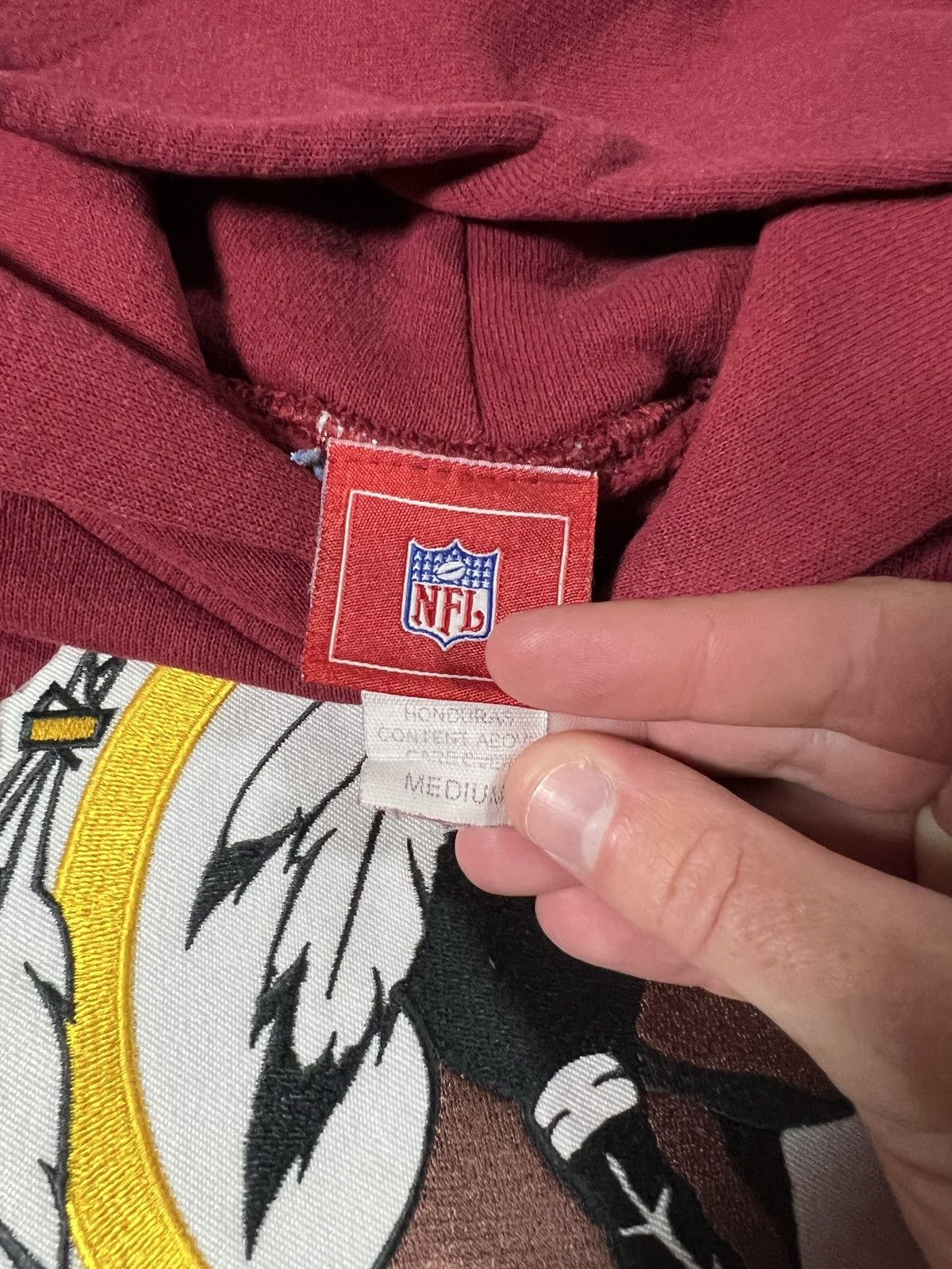 NFL Vintage 90’s Faded Washington Commanders NFL Patched Hoodie Size US M / EU 48-50 / 2 - 4 Thumbnail