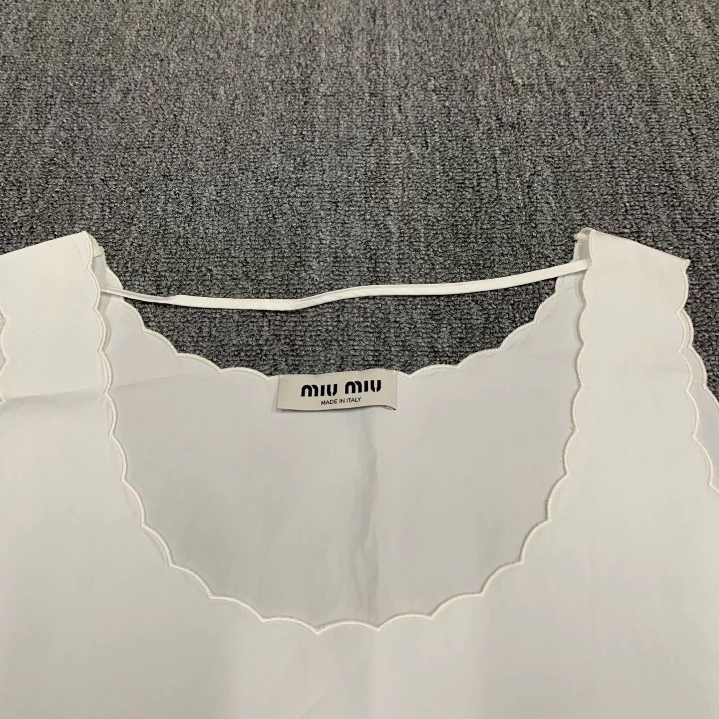 Miu Miu MIU MIU White Embroidered Logo Cami Top Size S / US 4 / IT 40 - 7 Thumbnail
