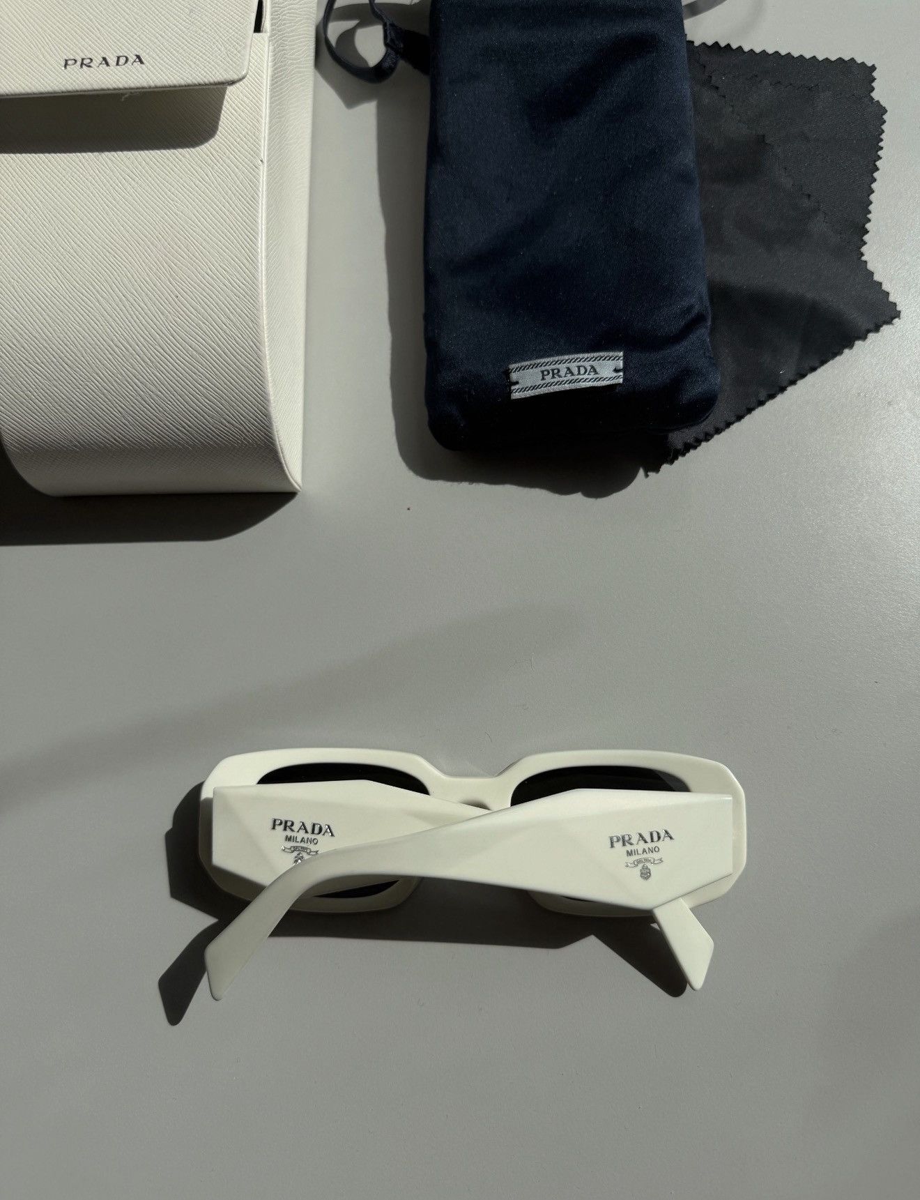 Prada PRADA Raf Simons 2024 Runway Symbole White Sunglasses SPR17W Size ONE SIZE - 4 Thumbnail