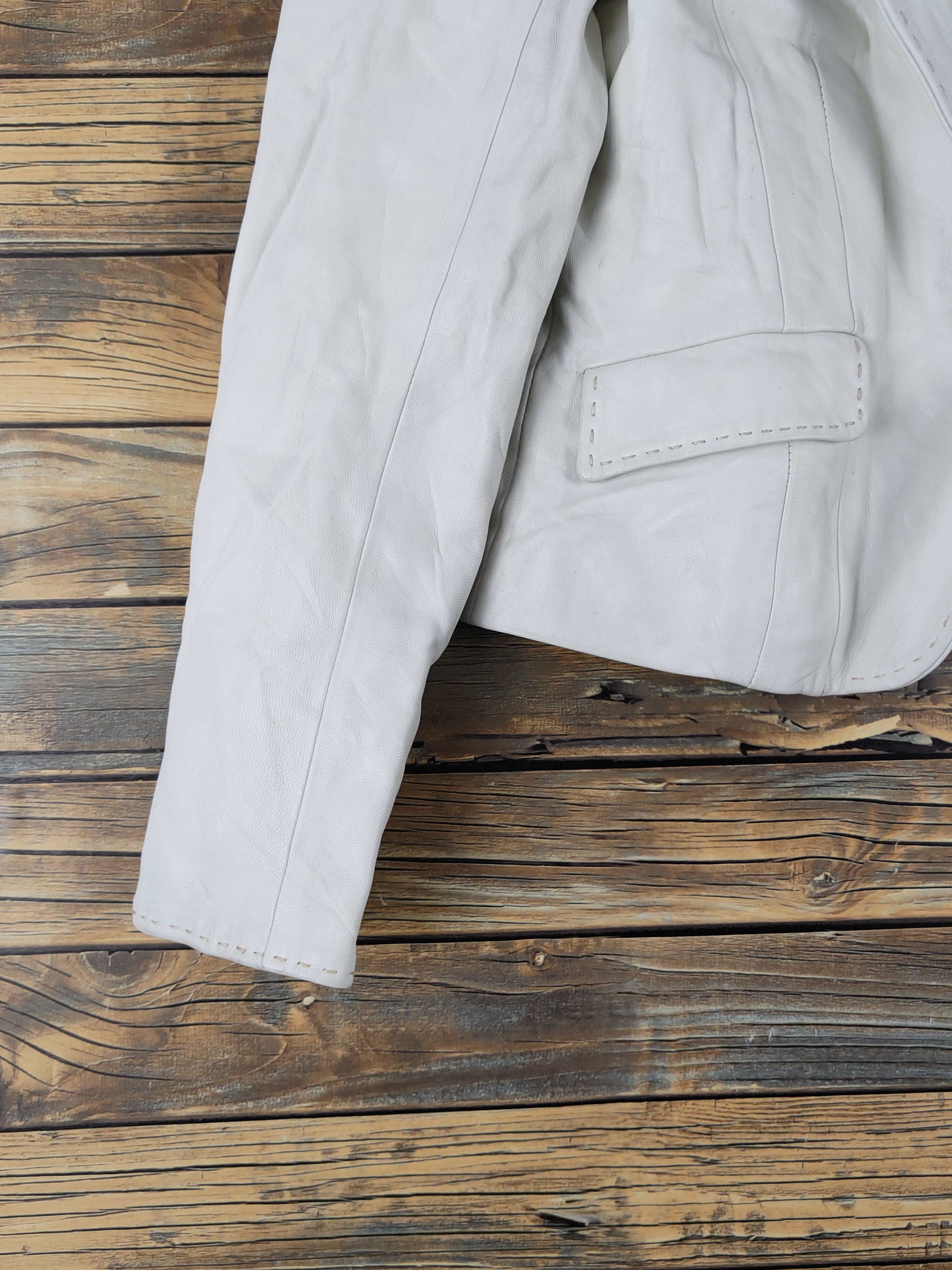 Balmain DL Balmain japan vintage White Blazers #W1925 Size S / US 4 / IT 40 - 4 Thumbnail