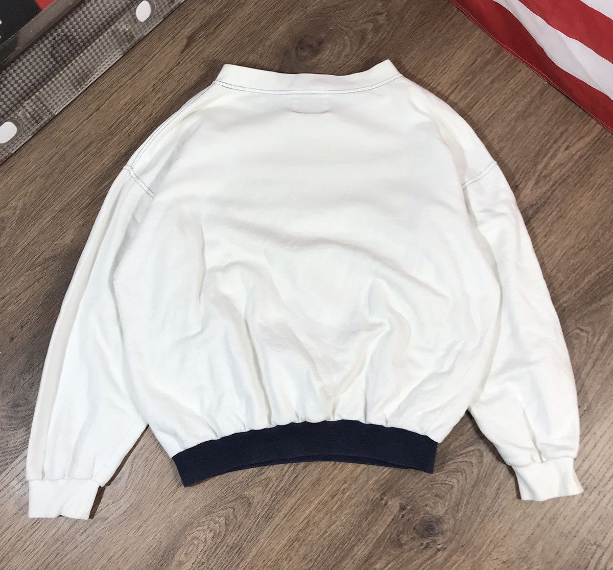 Iceberg Iceberg Vintage Sweatshirt Size L Size US L / EU 52-54 / 3 - 10 Thumbnail