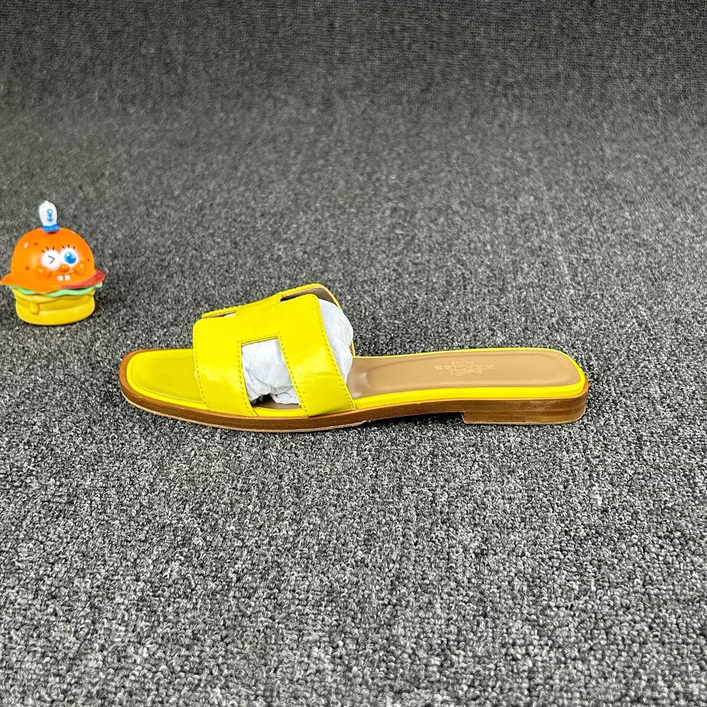 Hermes Hermes Yellow Classic H Slipper 35.5 Size US 5 / IT 35 - 3 Thumbnail