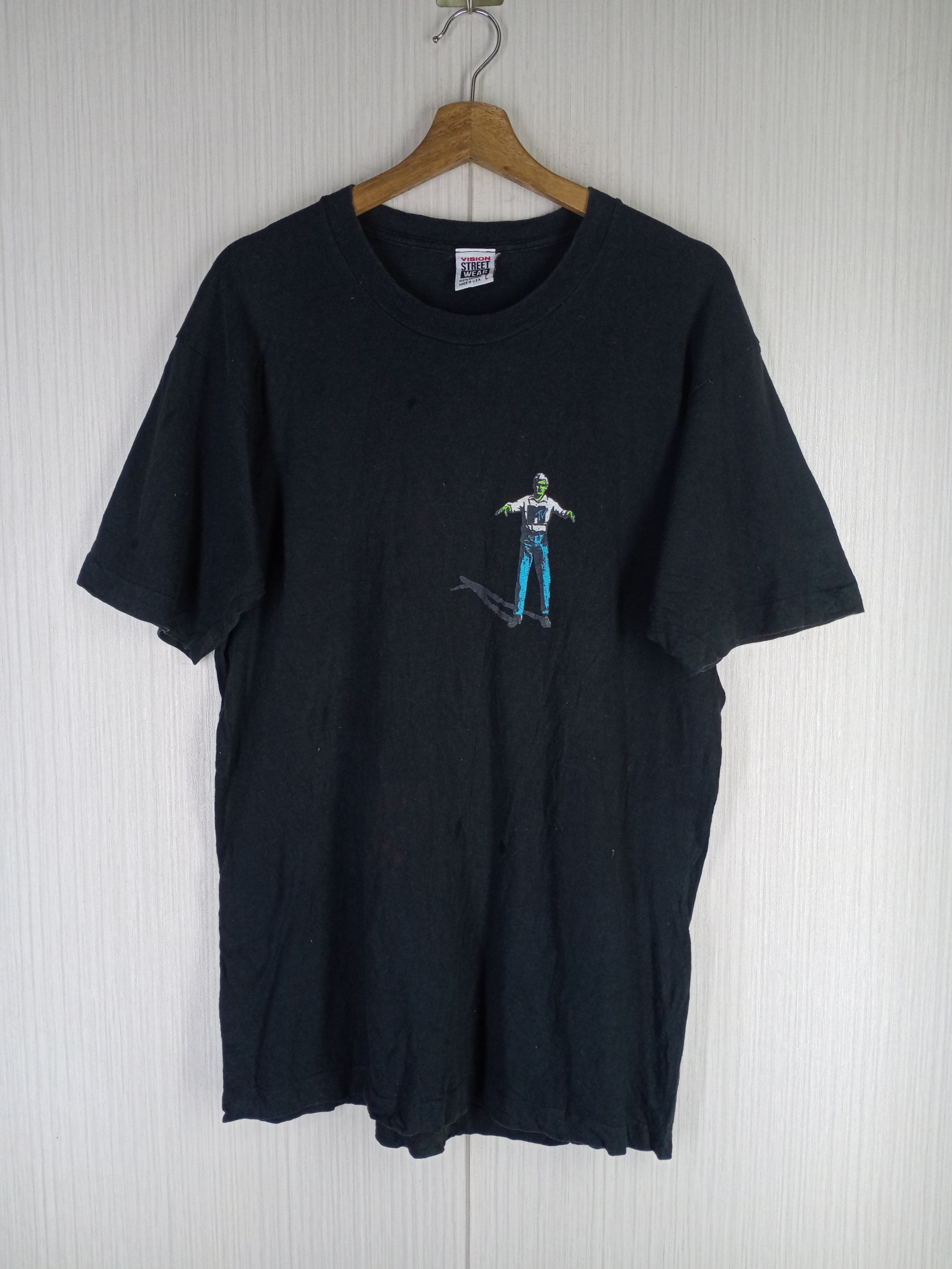 Vision Streetwear Rare Vintage 90s Vision Street Wear Distressted Tshirt Size US L / EU 52-54 / 3 - 2 Thumbnail