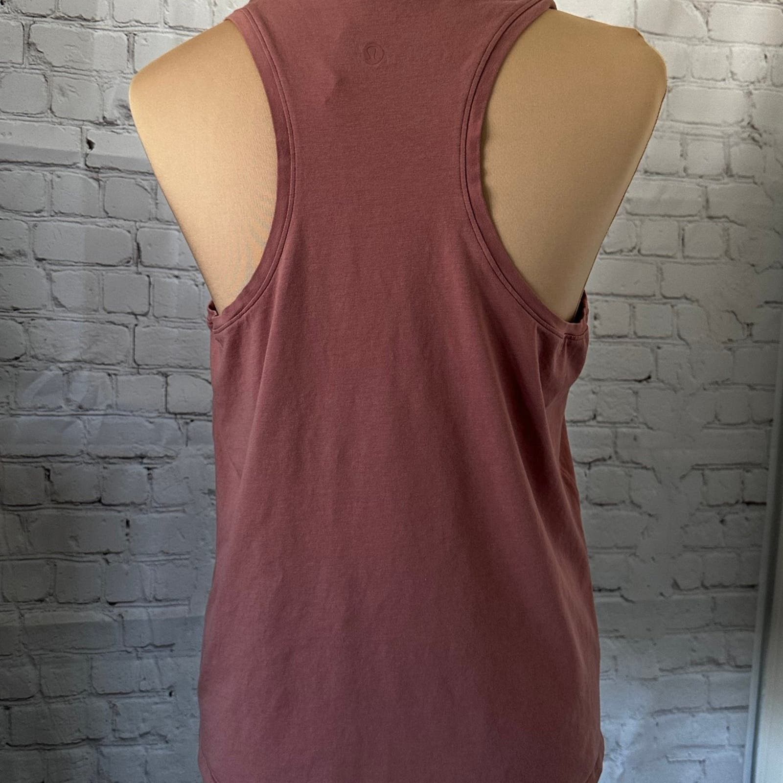 Lululemon lululemon tank top size 10 Size L / US 10 / IT 46 - 3 Thumbnail