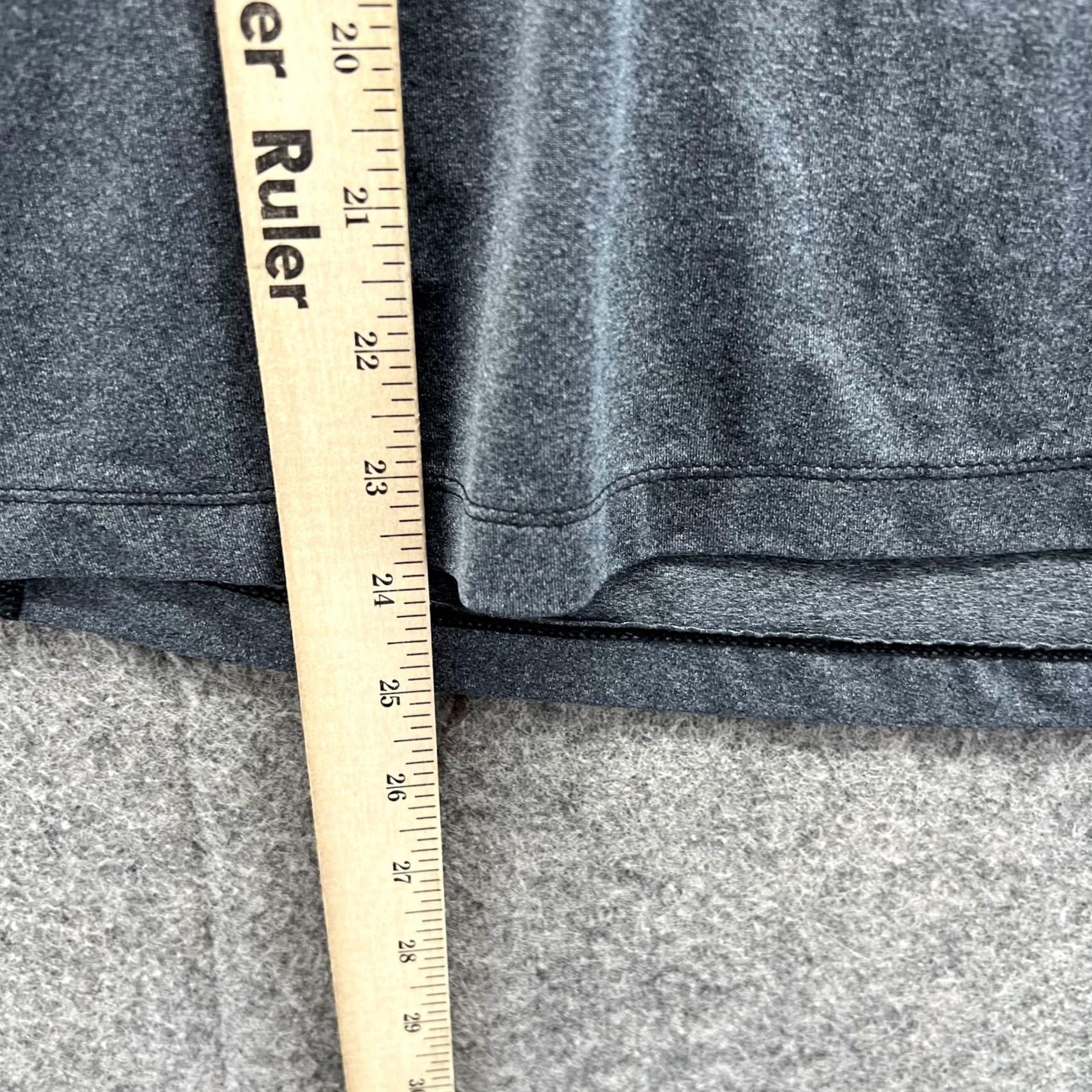 Vintage Columbia Shirts Women Medium Heather Gray Athletic Omni Wick Stretch Shirt Ladies Gray All Seasons Short Sleeve Pullover Casual Size L / US 10 / IT 46 - 6 Thumbnail