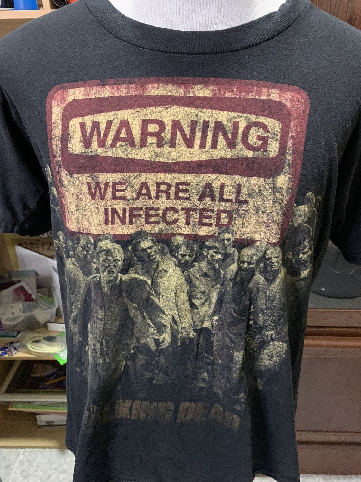 Vintage Vintage Y2K The Walking Dead We Are All Infected Zombies Tee Size US XL / EU 56 / 4 - 3 Thumbnail