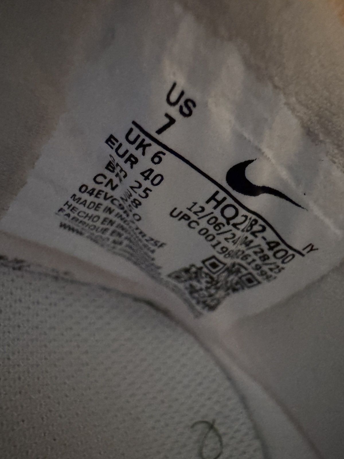 Nike Phantom 6 High Academy TF Size US 7 / EU 40 - 5 Thumbnail