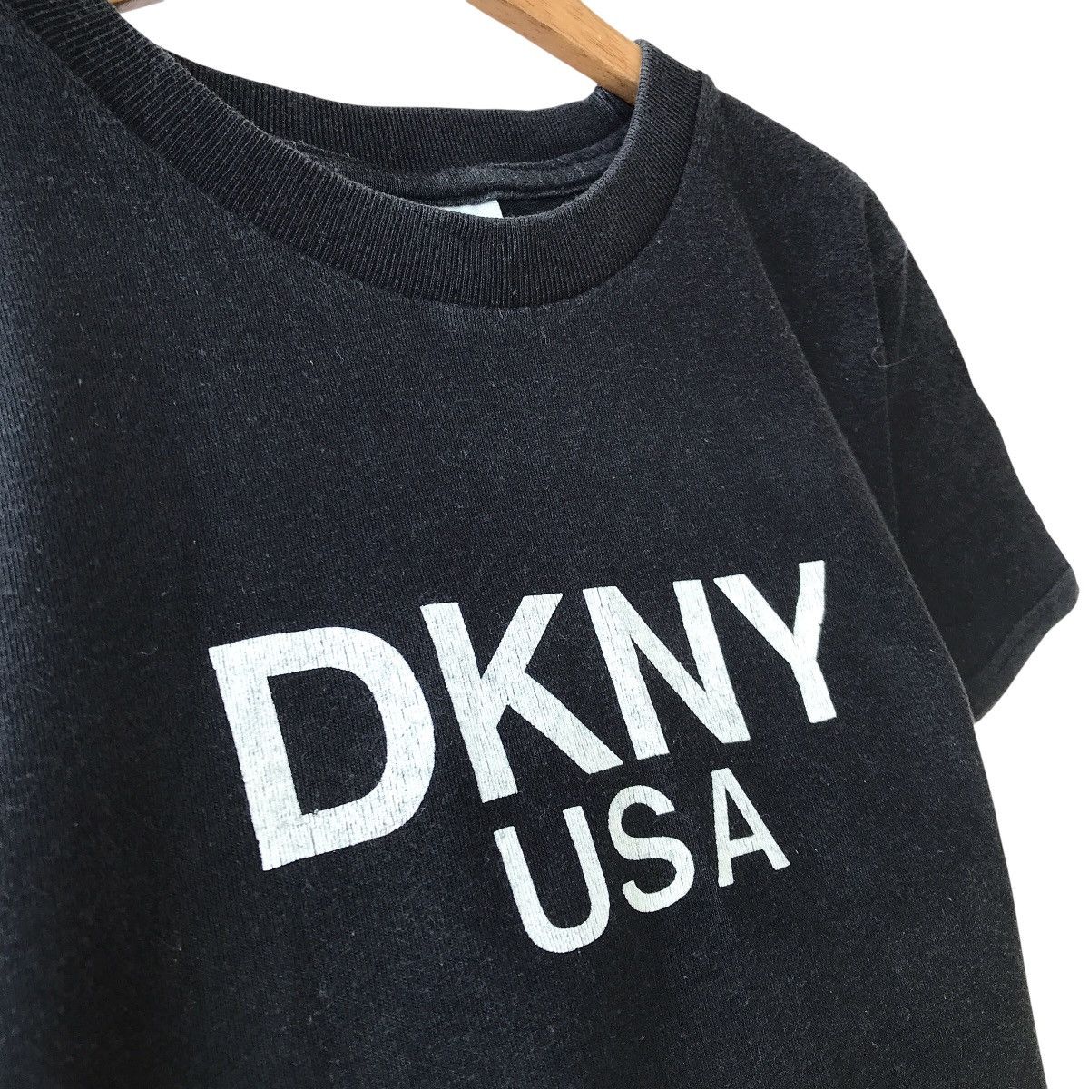 DKNY × Vintage Donna Karan New York DKNY Vintage 90s USA Girls Tee Size ONE SIZE - 3 Thumbnail