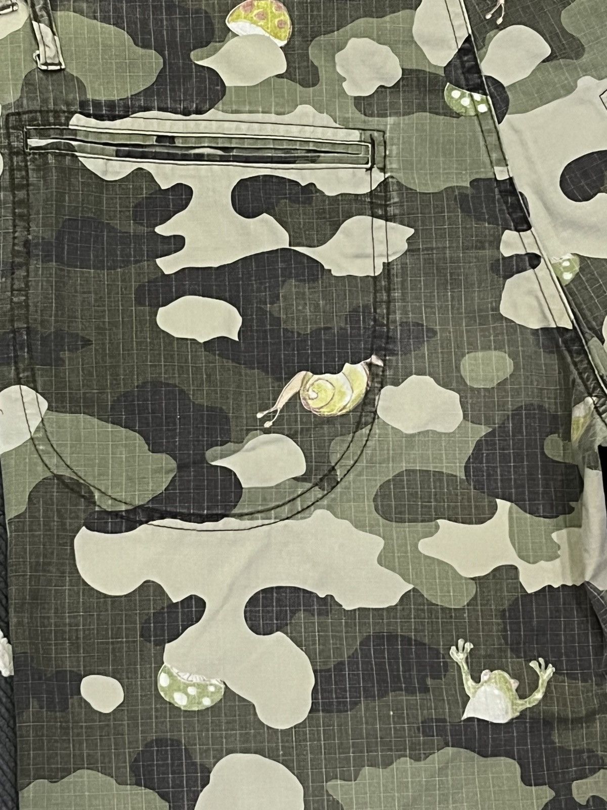 Issey Miyake Vintage TSUMORI CHISATO Green Camouflage Drawstring Shorts Size US 30 / EU 46 - 5 Thumbnail