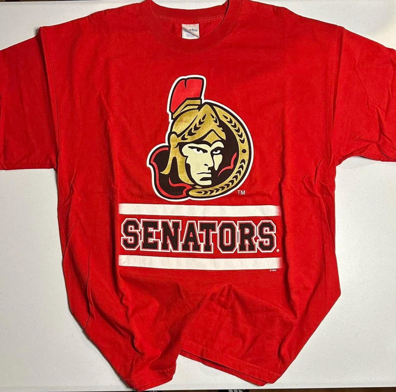 Vintage Vintage Ottawa Senators Big logo NHL Hockey T-shirt Size US XL / EU 56 / 4 - 1 Thumbnail