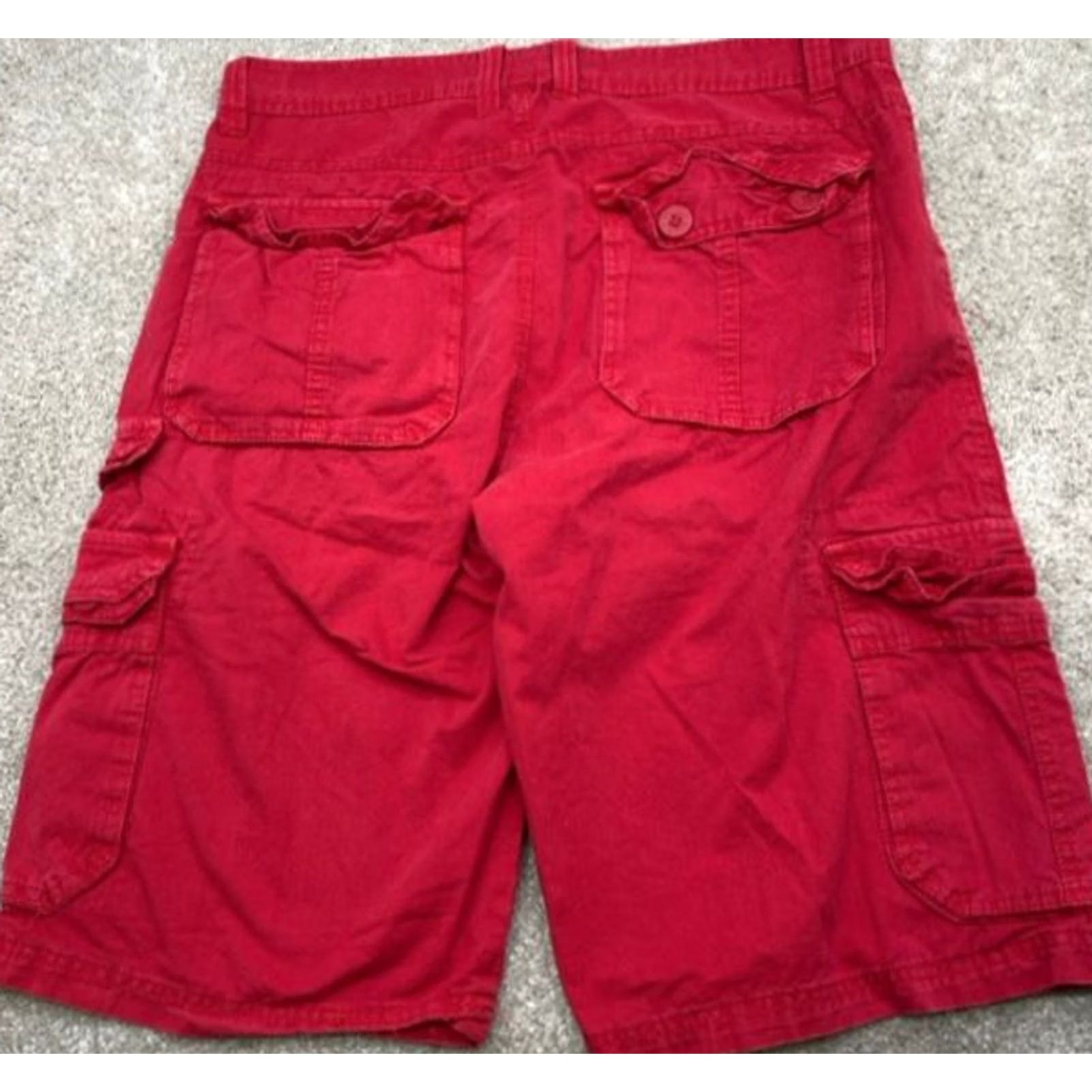 Rocawear VTG Rocawear Cargo Shorts Mens 32x12 Red 7-Pockets 100% Cotton 5587 Cargo Shorts Mens Red 90s Grunge Hip Hop Rocawear Size US 32 / EU 48 - 7 Thumbnail