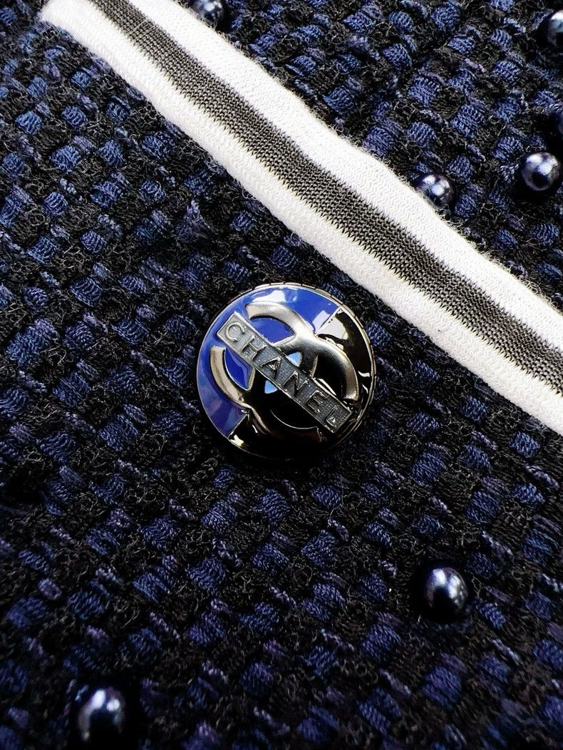 Chanel Chanel Blue embroidered pearl full of stars long-sleeved s Size XS / US 0-2 / IT 36-38 - 4 Thumbnail