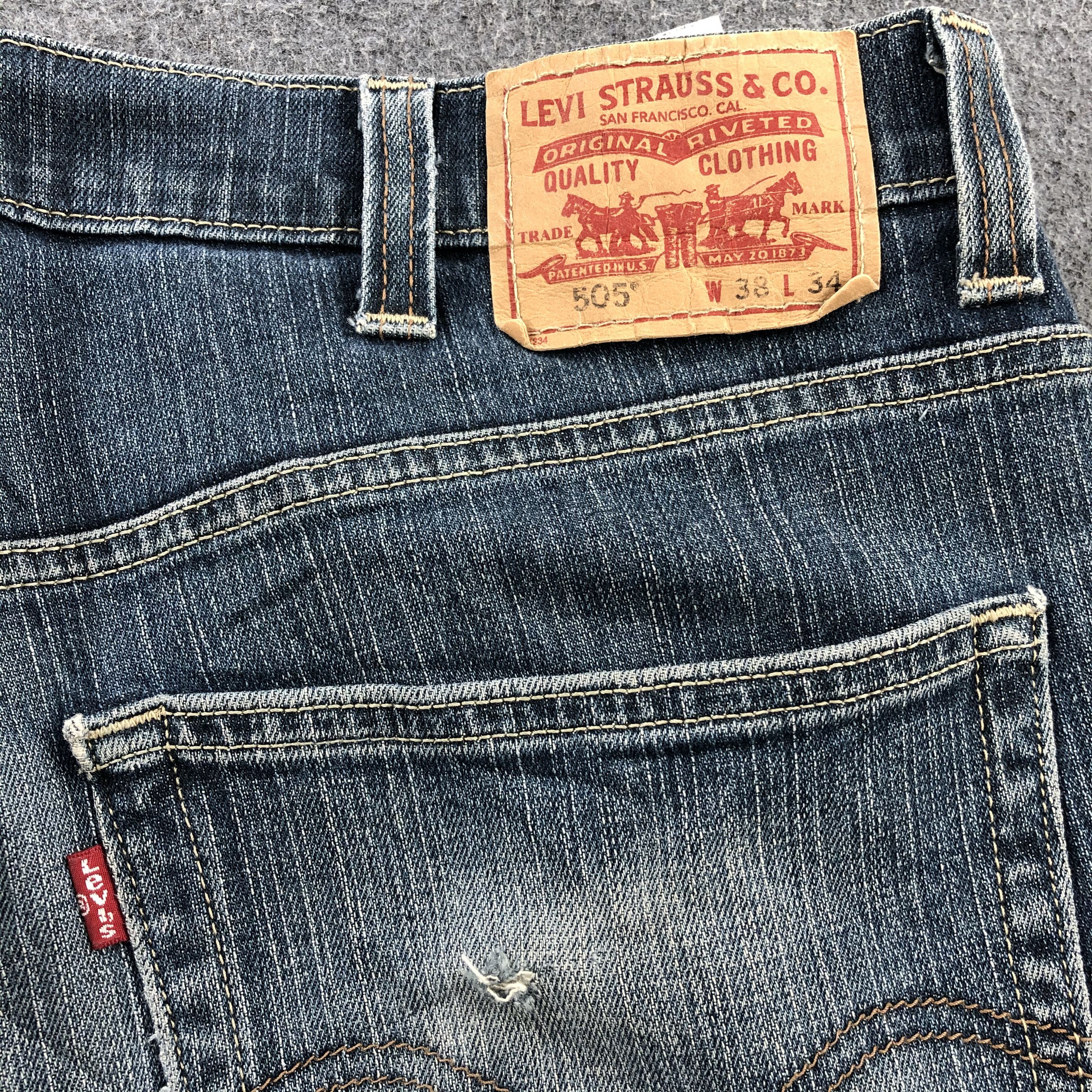 Levi's × Vintage Vintage Blue Wash Levis 505 Jeans-JM1724 Size US 39 - 6 Thumbnail