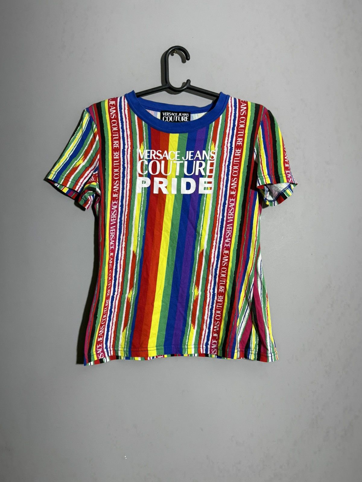 Versace Jeans Couture Versace Jeans Couture Pride Logo Rainbow color tshirt size M Size M / US 6-8 / IT 42-44 - 1 Thumbnail
