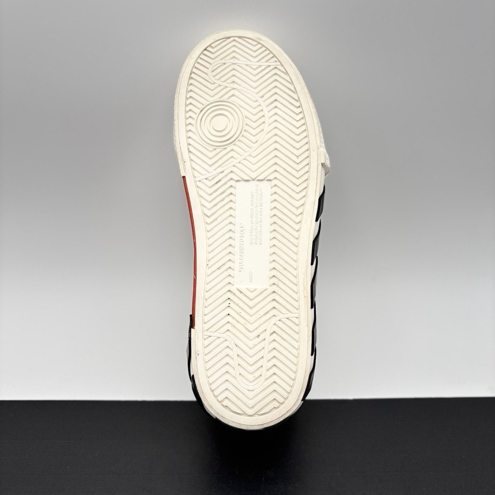 Off-White Off-White Vulc Sneaker ' White ' | GOOD CONDITION! Size US 7 / EU 40 - 18 Thumbnail