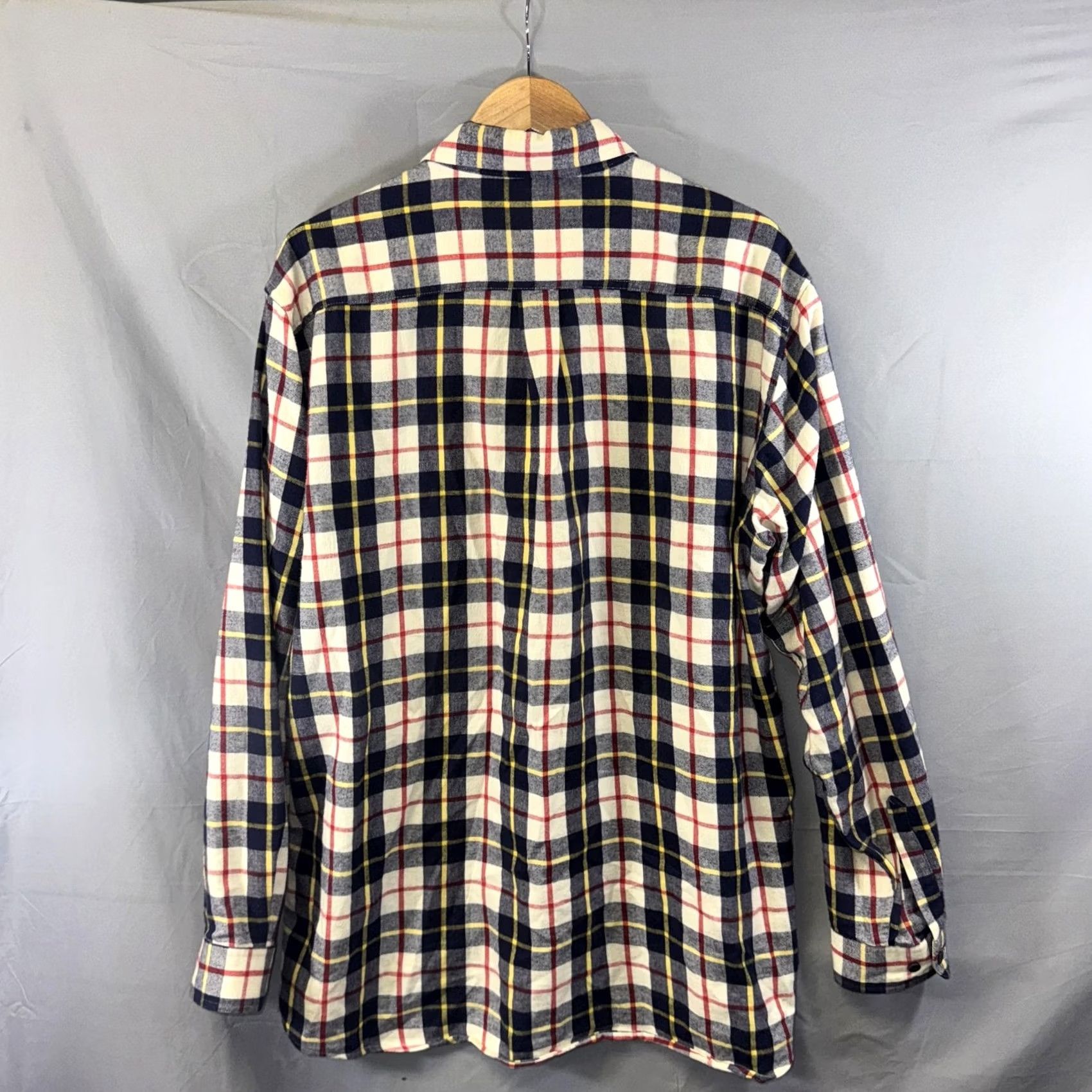 Vintage VINTAGE L.L.Bean Shirt Mens XL Tall Blue Red Plaid Flannel Button Down Collar Pocket XL Tall Mens Size US XL / EU 56 / 4 - 3 Thumbnail