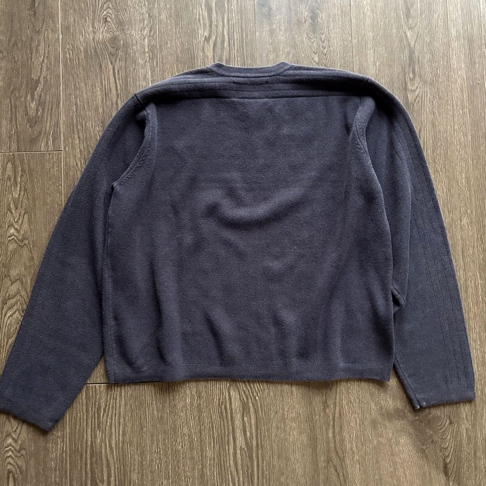 Abercrombie & Fitch VINTAGE Abercrombie & Fitch Sweater Mens XL Blue Stripe V-Neck Knit Pullover Size US XL / EU 56 / 4 - 6 Thumbnail