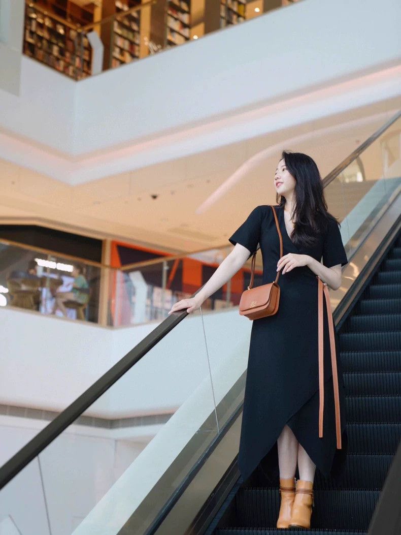 Loewe Loewe Black waistless dress Size XXS / US 00 / IT 34 - 4 Thumbnail