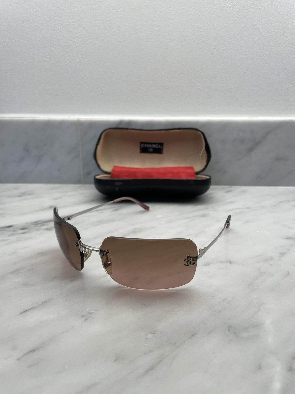 CHANEL frameless sunglasses pinkbrown