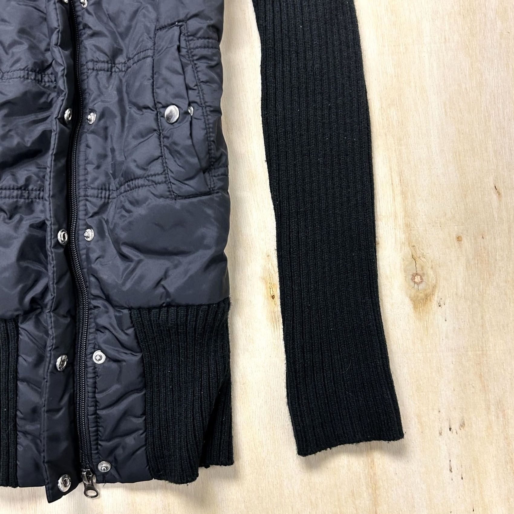 Vintage Takeout Sweater Women Small Black Quilted Puffer Full Zip Ribbed Knit Jacket Size S / US 4 / IT 40 - 2 Thumbnail