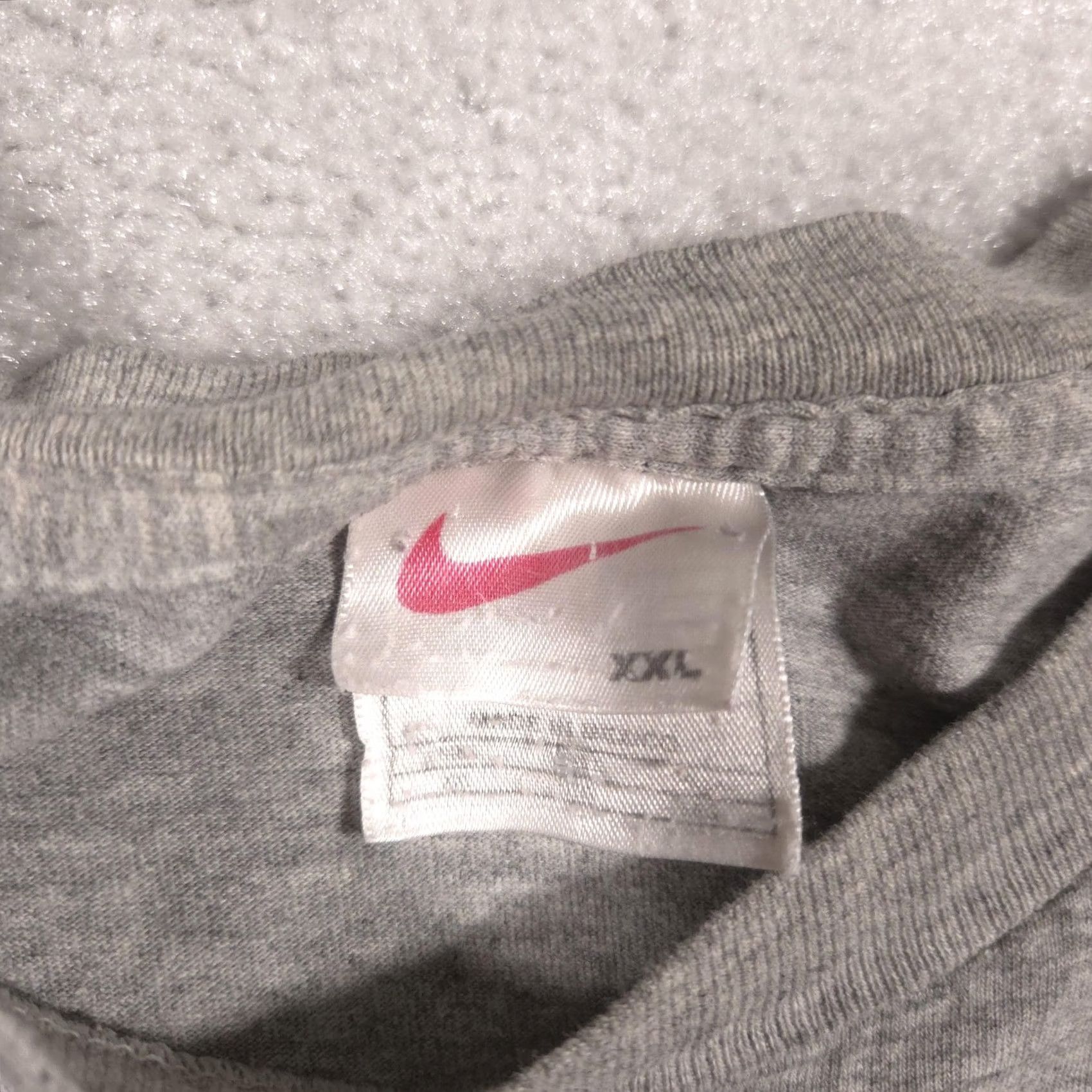 Nike Nike Shirt Mens 2XL Gray Crewneck Graphic Tee Casual Cotton Polyester Short Sleeve All Seasons 09 18 Faded Number Nike Swoosh Ladies? Size US XXL / EU 58 / 5 - 6 Thumbnail