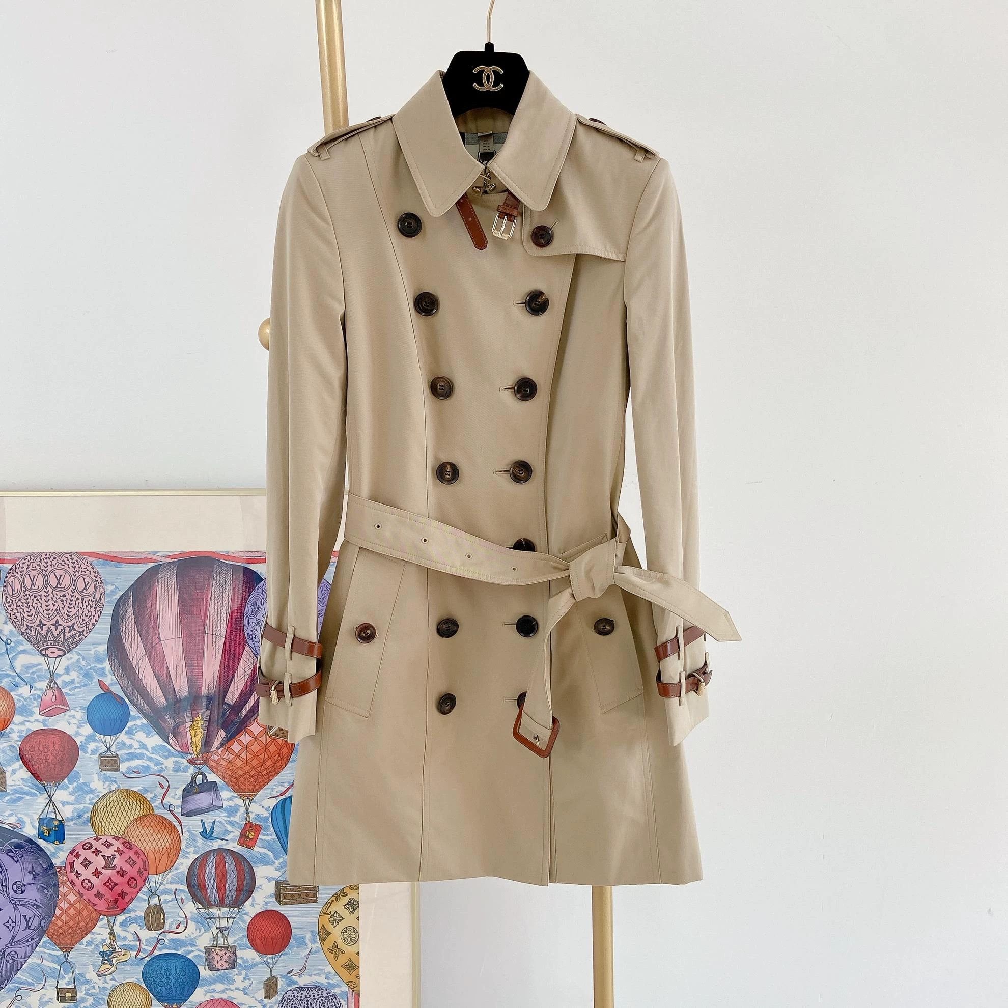 Burberry Burberry belted trench coat UK4 with tags used Size XS / US 0-2 / IT 36-38 - 2 Thumbnail