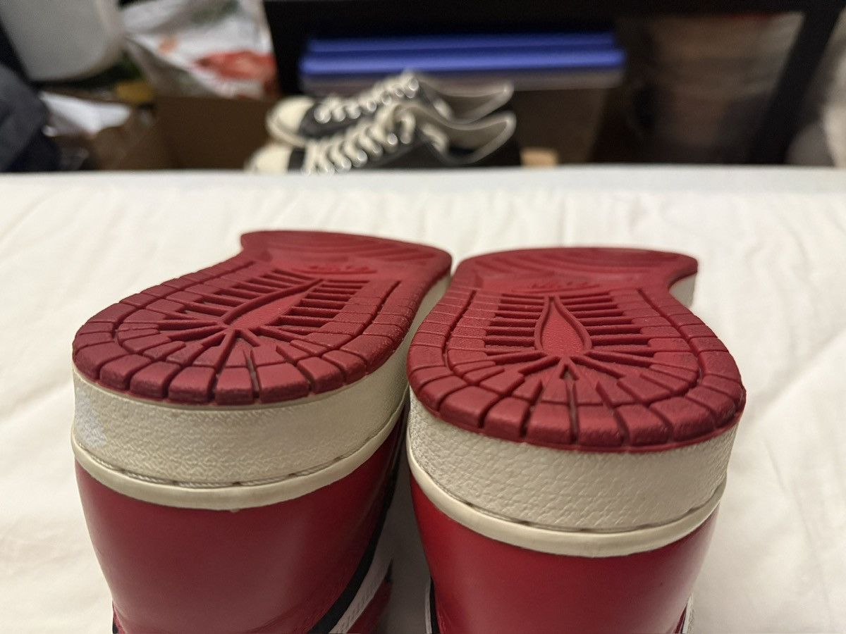 Jordan Brand Jordan 1 Retro Chicago 1994 10.5 Size US 10.5 / EU 43-44 - 9 Thumbnail
