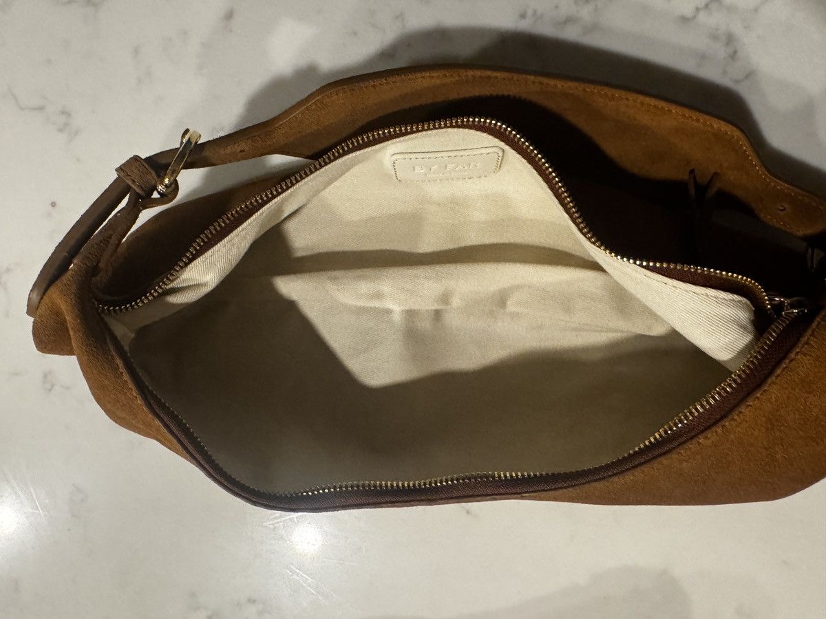 By Far By Far Mara Suede Shoulder Bag Size ONE SIZE - 5 Thumbnail