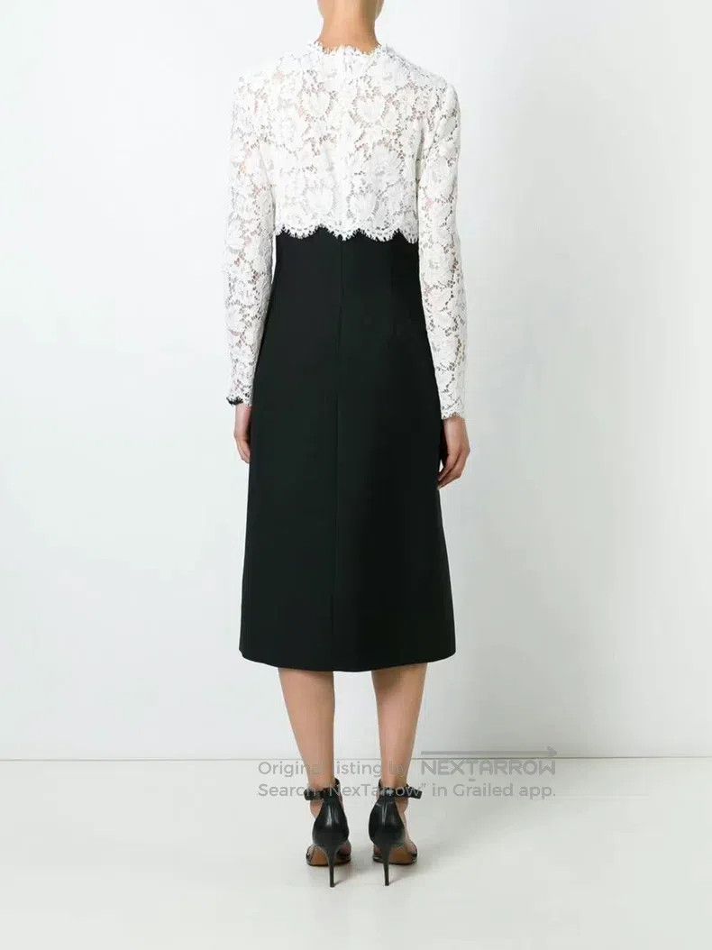 Valentino Valentino Black and white lace dress Size M / US 6-8 / IT 42-44 - 2 Thumbnail