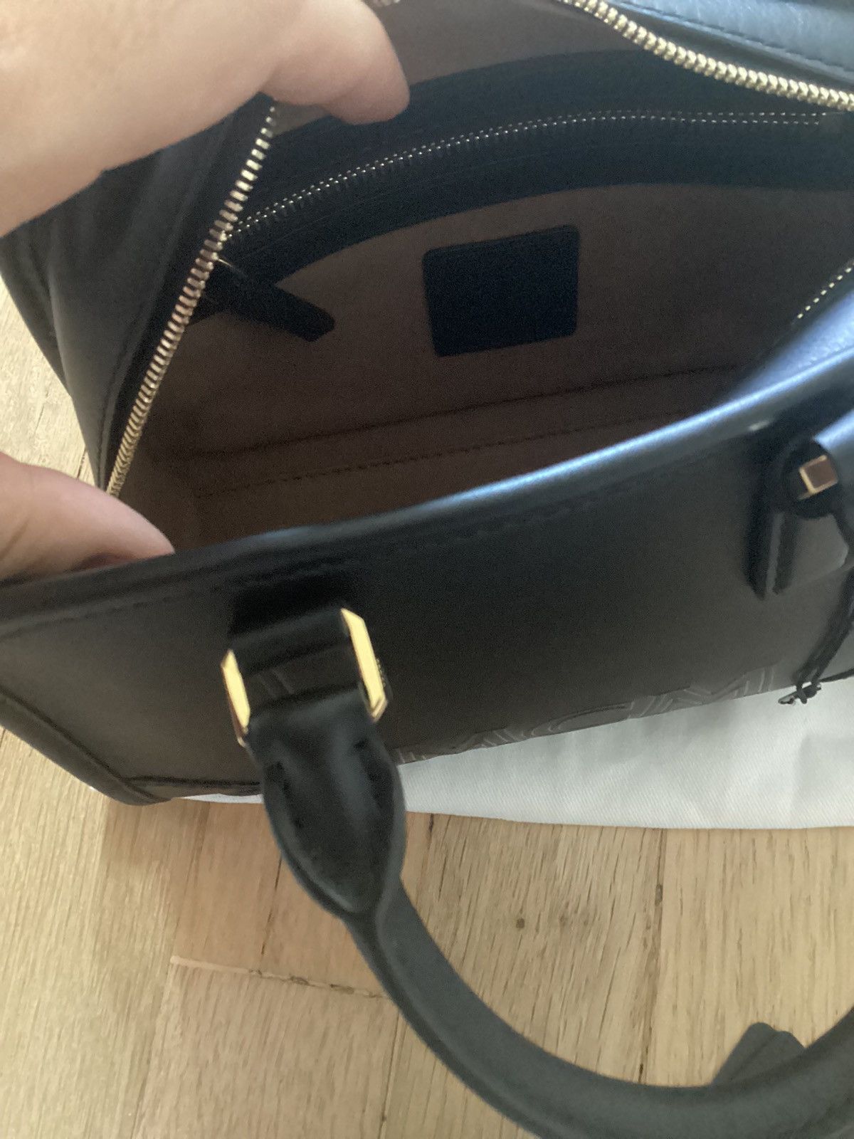 MCM NWT MCM Aren Mini Crossbody Black Leather Logo Embossed Bag Size ONE SIZE - 8 Thumbnail