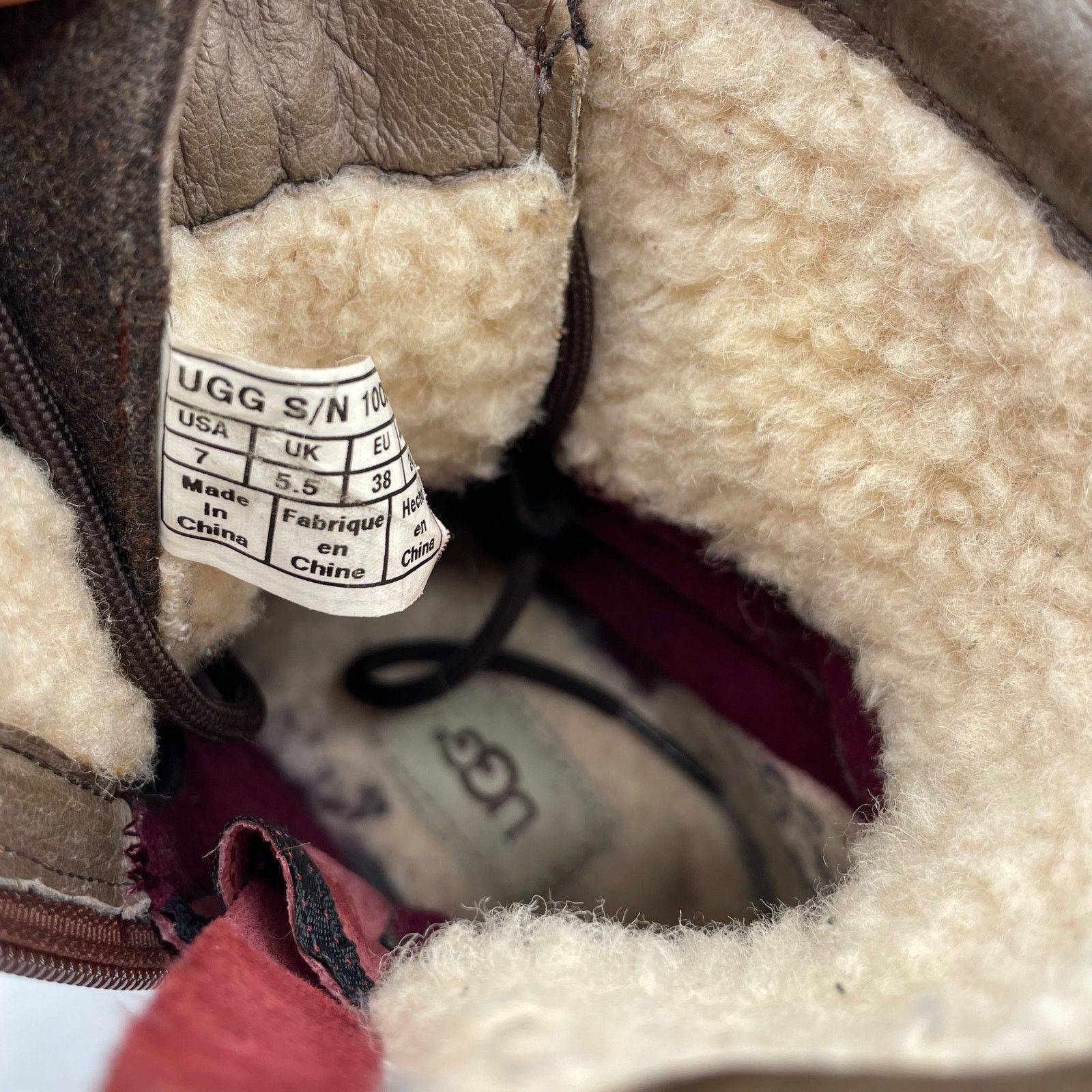 Ugg Ugg Kesey Waterproof Insulated Boots Brown Leather Womens 7 Size US 7 / IT 37 - 8 Thumbnail