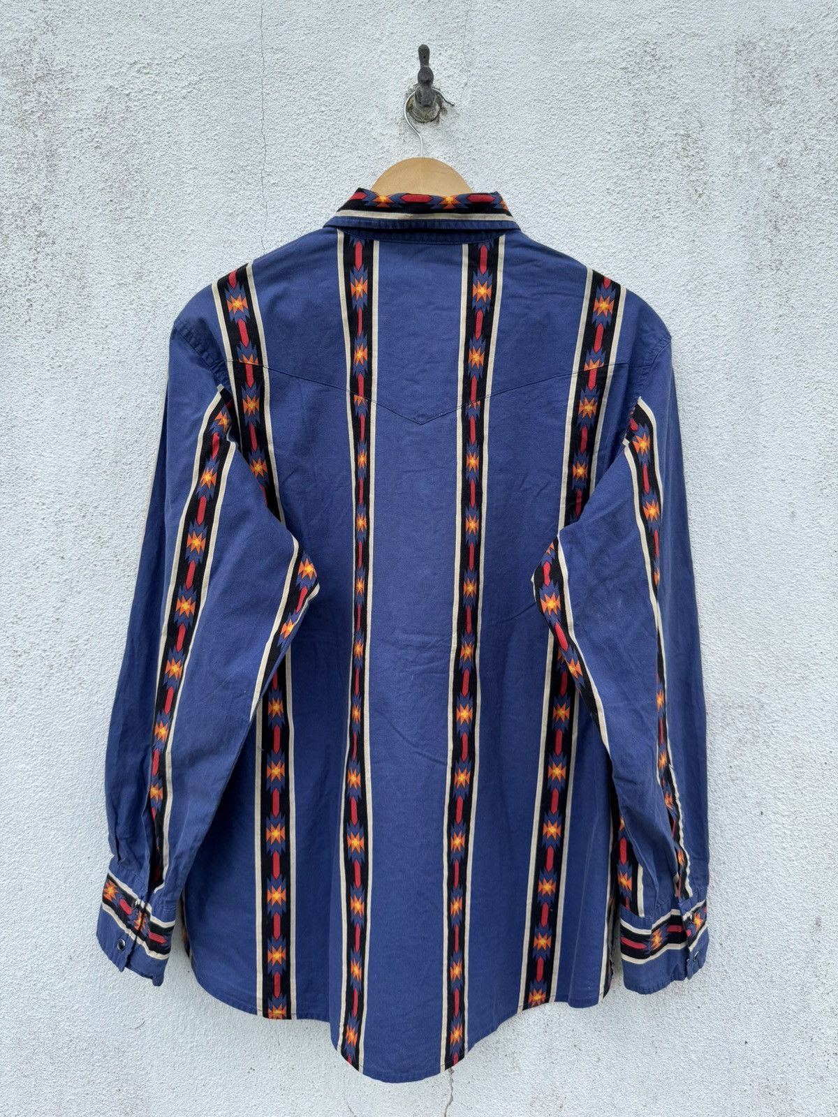 Wrangler Vintage 90s Wrangler Navajo Cowboy Button Up Shirt Size US L / EU 52-54 / 3 - 3 Thumbnail