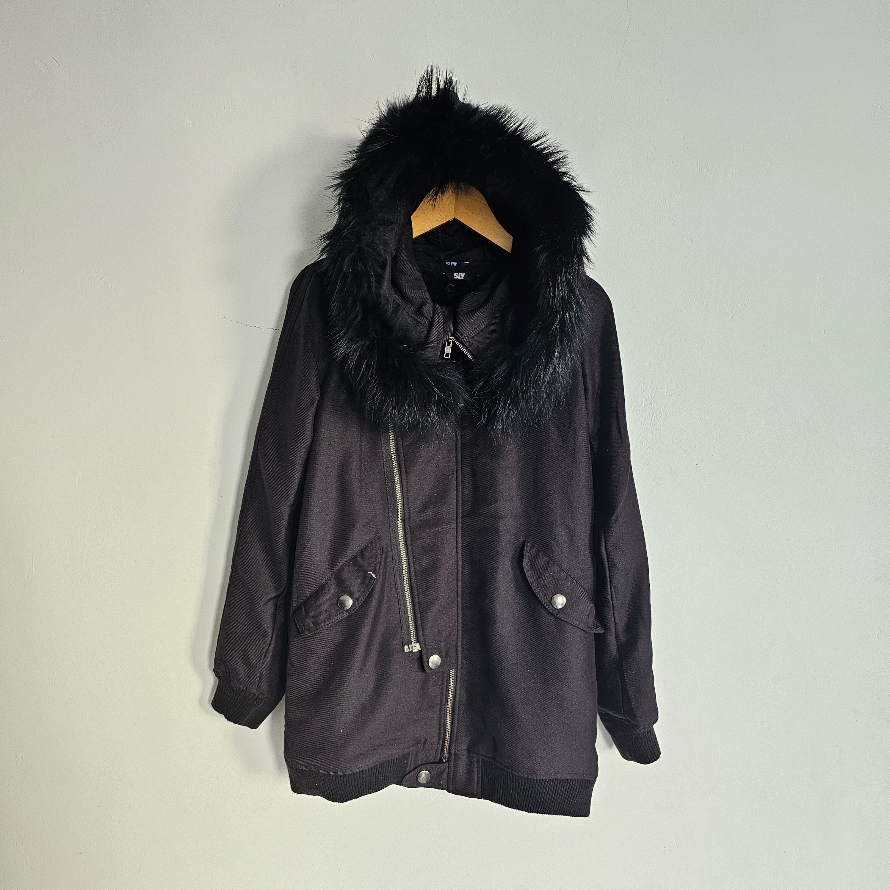 Le Grande Bleu (L.G.B.) L.G.B. Pilot puffer | Grailed
