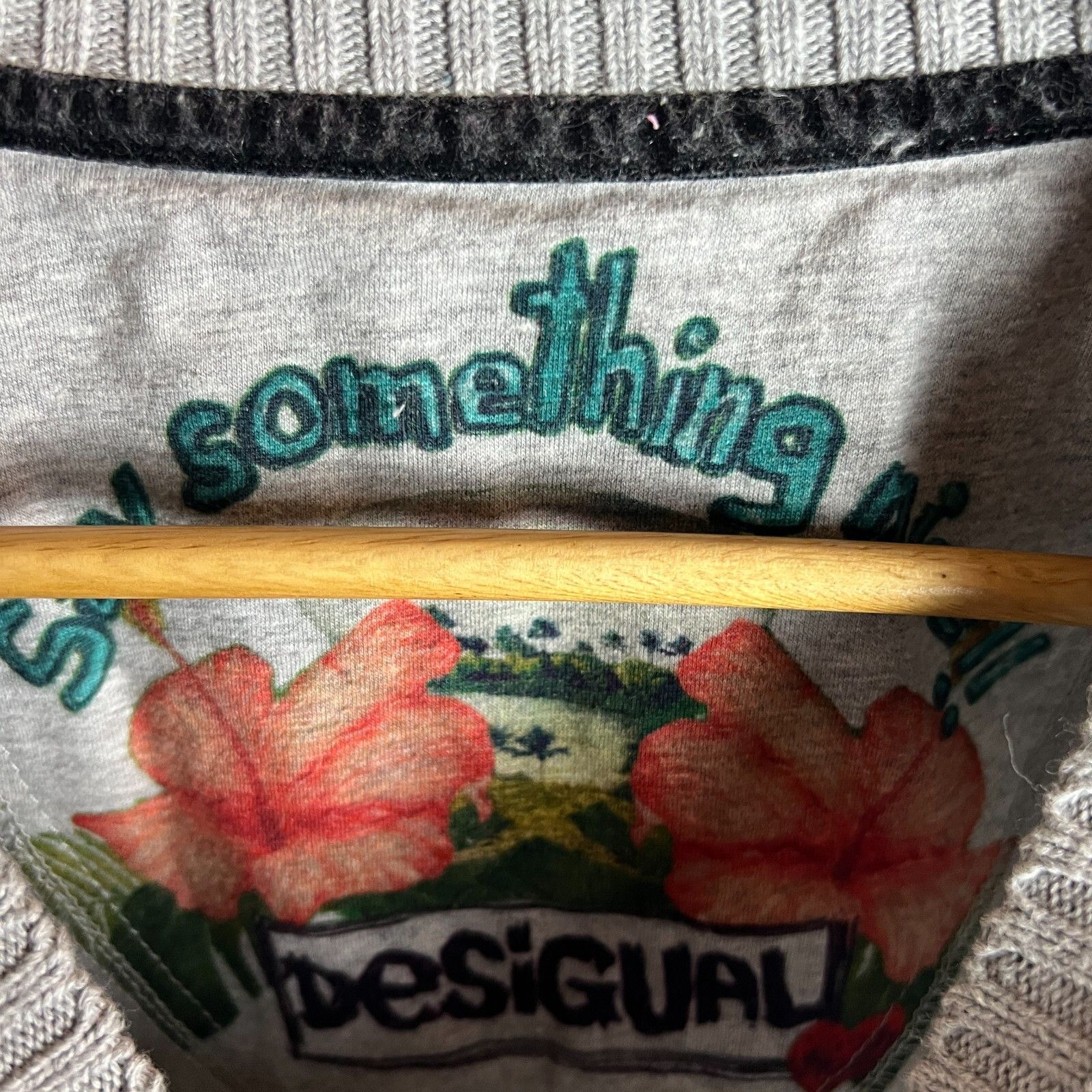 Desigual Desigual Sweater Women's Size S Gray Long Sleeve ` Size S / US 4 / IT 40 - 4 Thumbnail