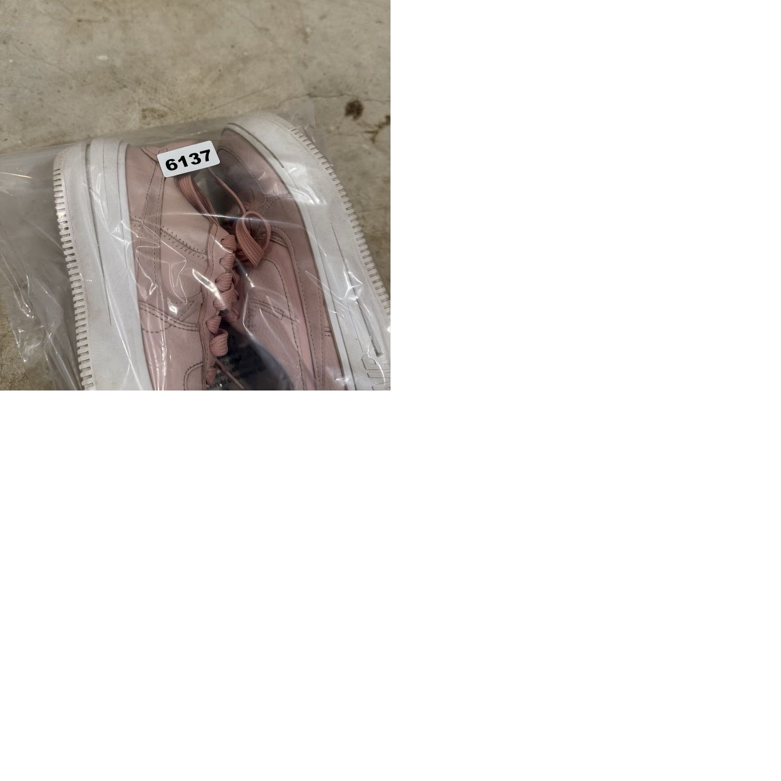 Nike Nike Air Force 1 Platform “Oxford Rose” DJ9946-602 Women’s 5.5 Pink Oxford Rose 90s Nike Air Force 1 Platform Women’s Athletic Casual Shoes Size US 5.5 / IT 35.5 - 9 Thumbnail