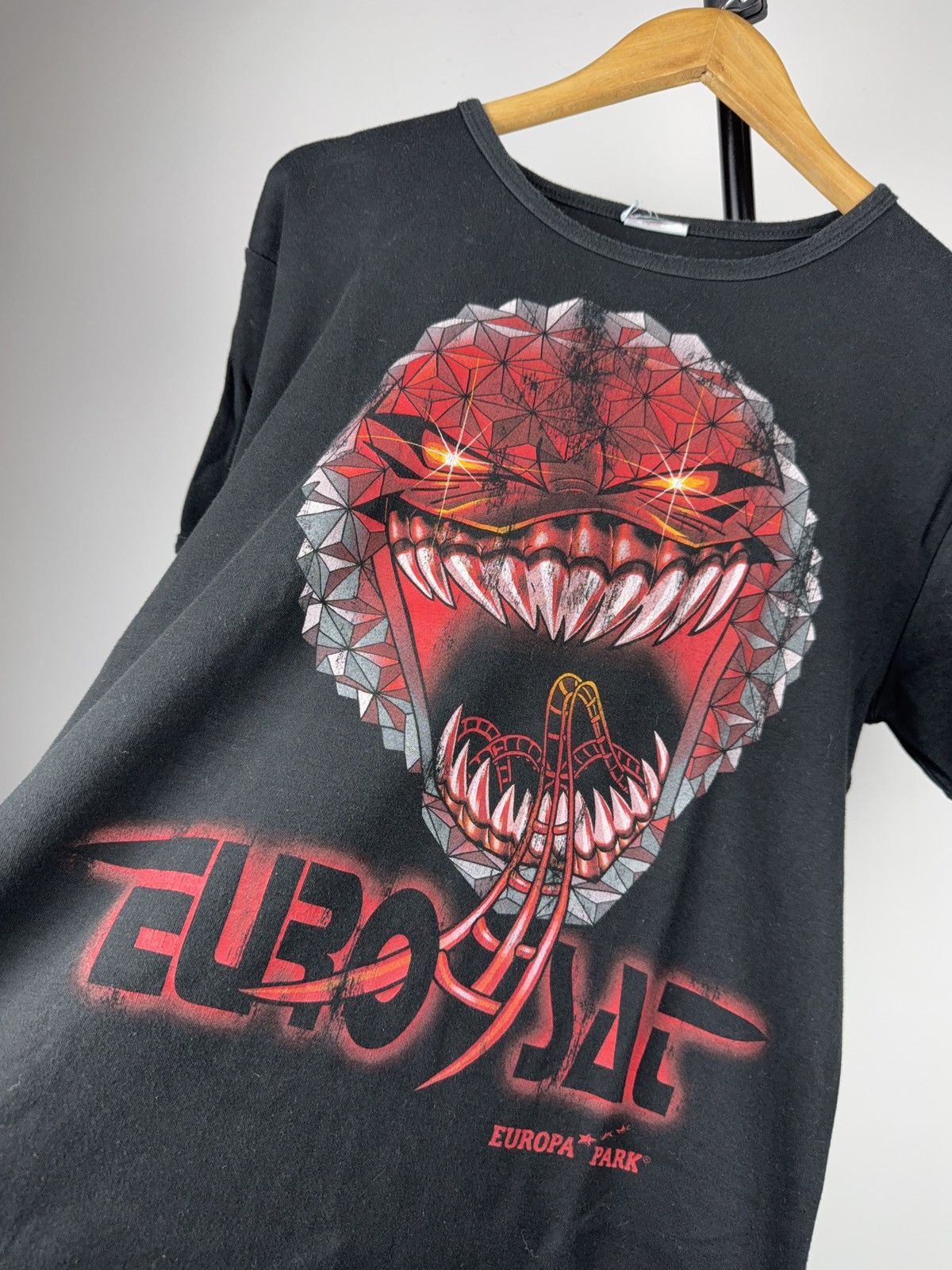 Band Tees 00s Crazy Euro Mir Europa Park Demon Roller Coaster T-Shirt Size US L / EU 52-54 / 3 - 4 Thumbnail