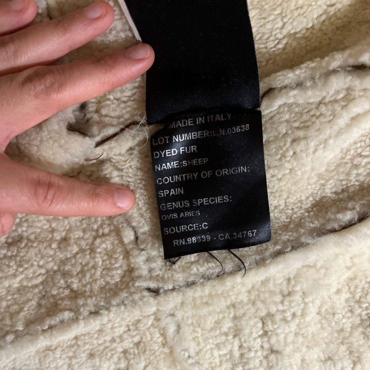 Prada Vintage Prada Mink Fur/Shearling Coat Fall/Winter 2004 Size M / US 6-8 / IT 42-44 - 7 Thumbnail