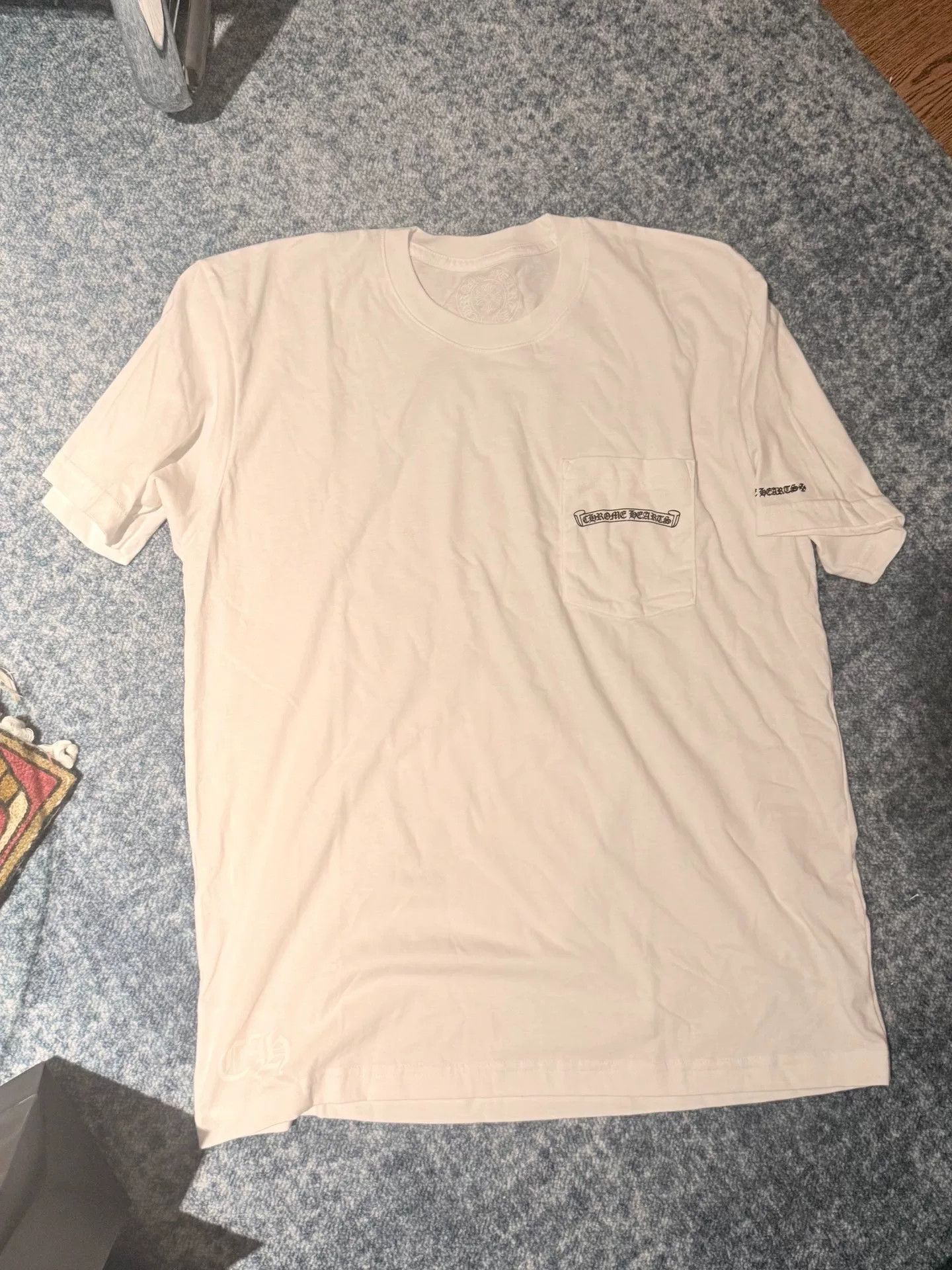 Chrome Hearts Chrome Hearts White Scroll Short Sleeve Size US L / EU 52-54 / 3 - 1 Thumbnail