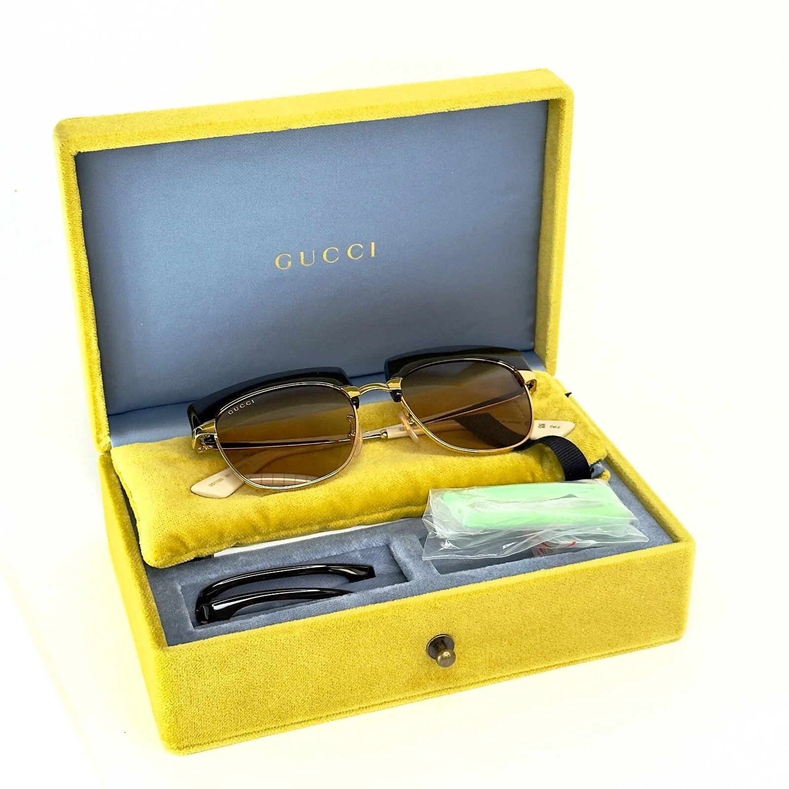 Gucci GUCCI SUPREME 1132 Gold Gg1132S 001 Retro Rim Sunglasses Size ONE SIZE - 14 Thumbnail