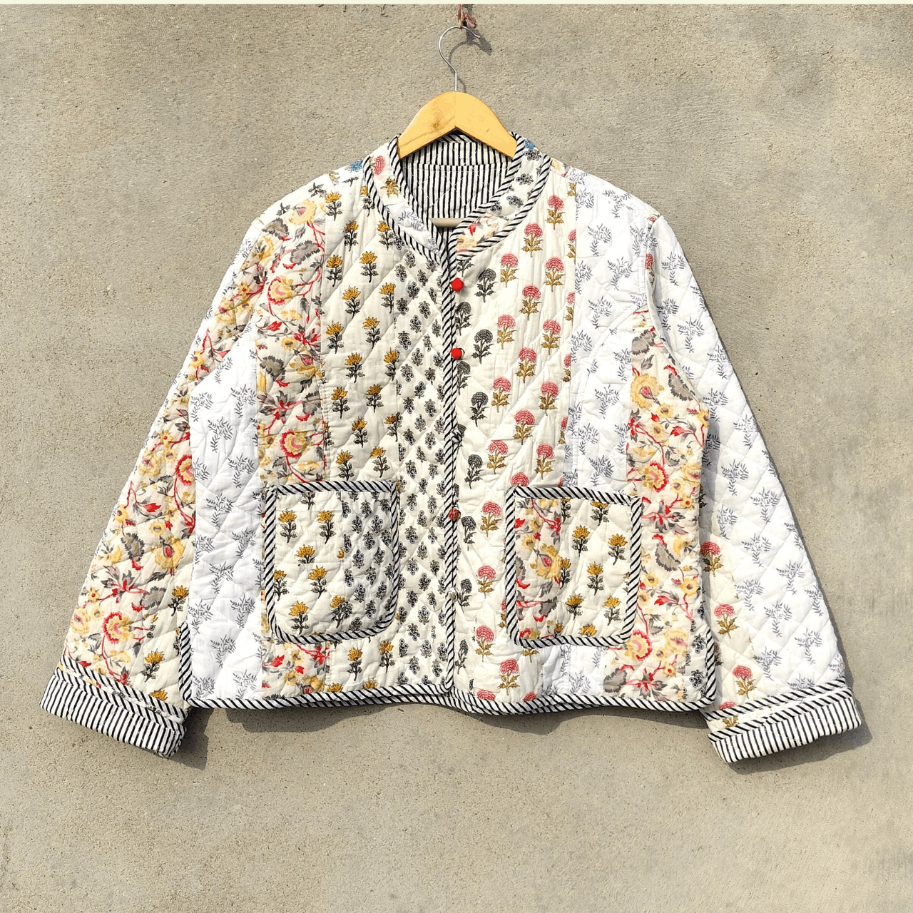 Handmade Vintage Quilted Jacket, Patchwork Handmade Jacket Short Coat Size S / US 4 / IT 40 - 7 Thumbnail