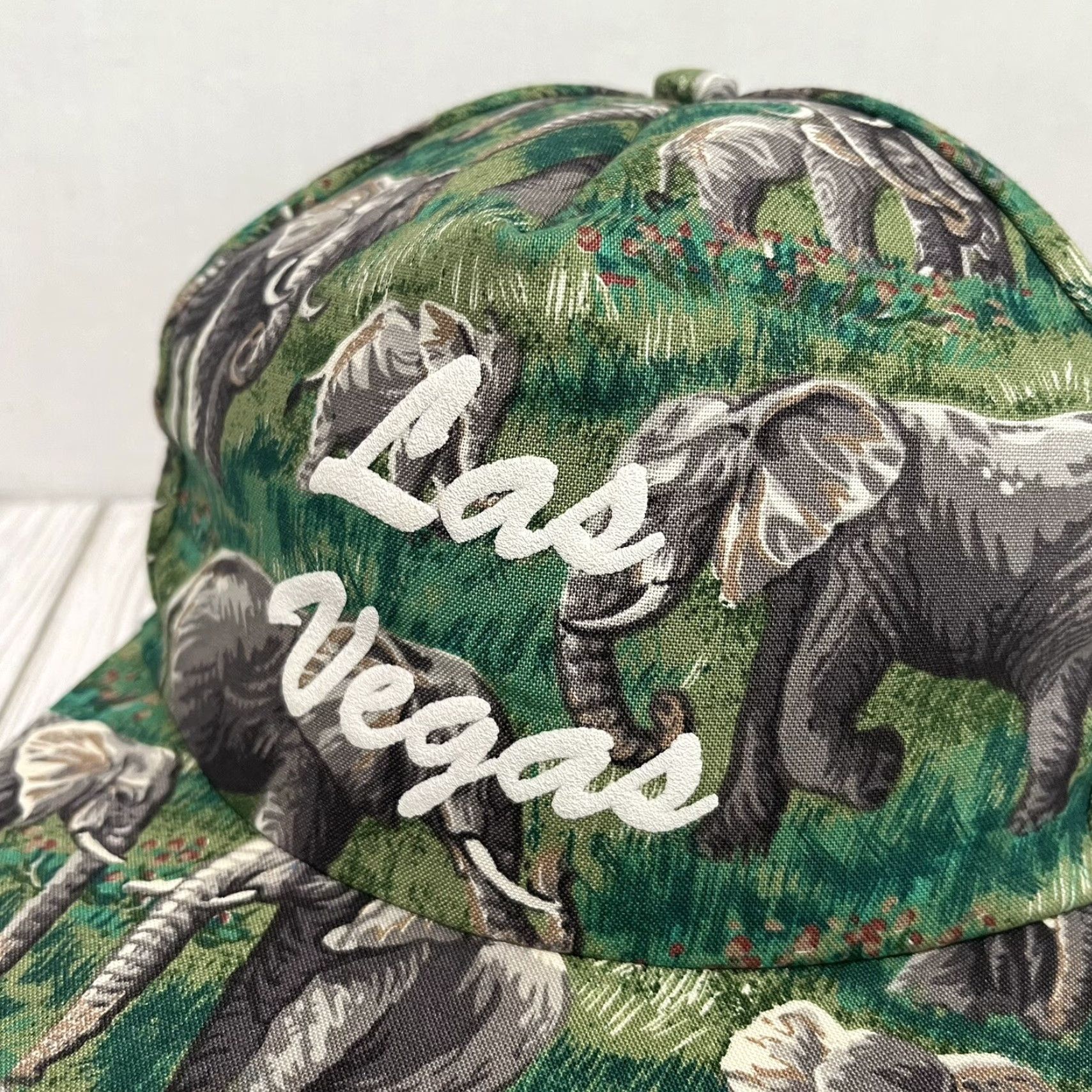 Vintage VINTAGE Snap-Back Trucker Hat Cap One Size Green Elephant All Over Print AOP Jungle Las Vegas Mens Baseball Hat Size ONE SIZE - 3 Thumbnail