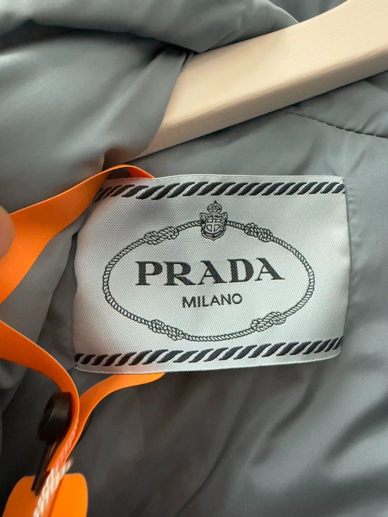 Prada Prada Size 38 Down jacket 2503-Nextarrow Size US XS / EU 42 / 0 - 6 Thumbnail