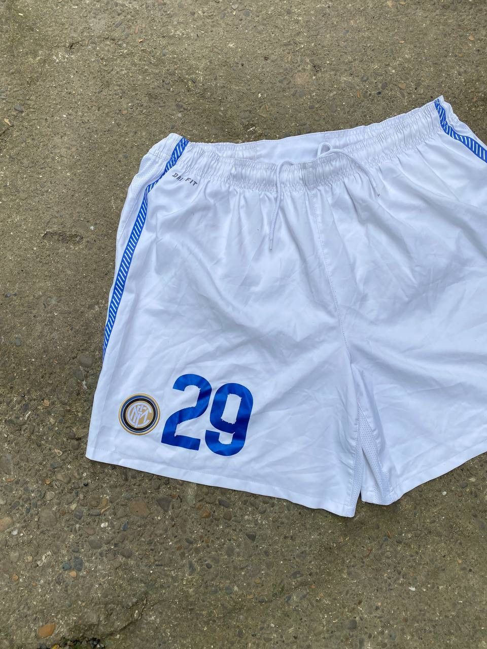 Nike Nike Sportswear Soccer Inter vintage shorts Size US 36 / EU 52 - 2 Thumbnail