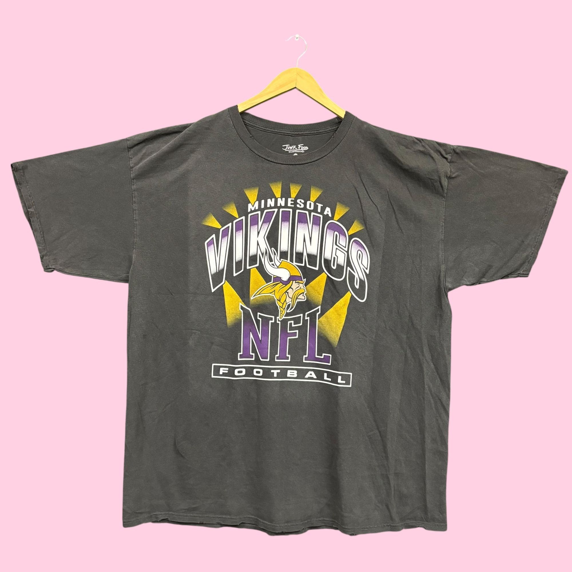 NFL Junk Food x NFL North Minnesota Vikings Oversized Tee XXL Size US XXL / EU 58 / 5 - 1 Thumbnail