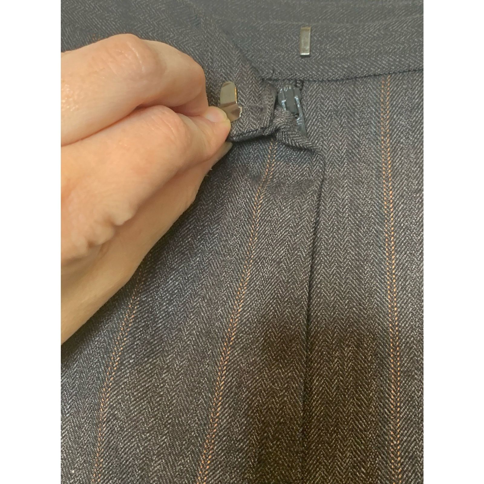 Calvin Klein Calvin Klein gray pinstripes dress pants size 6P Size 31" - 4 Thumbnail